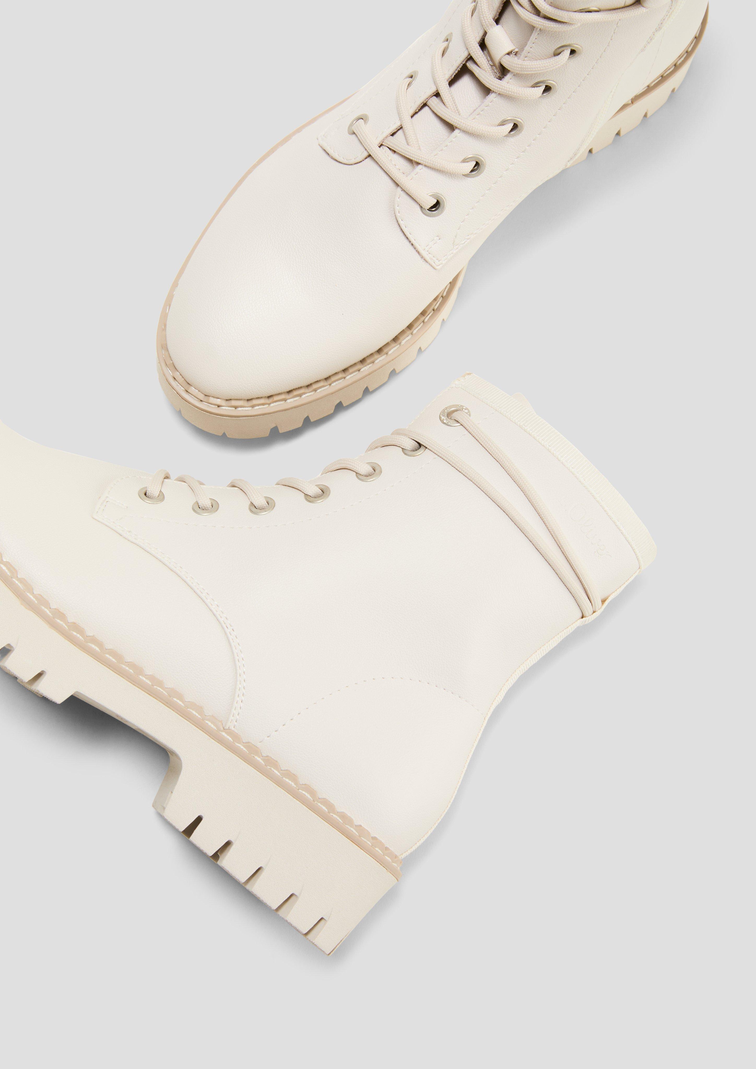 s.Oliver Schnürstiefel in Leder-Optik