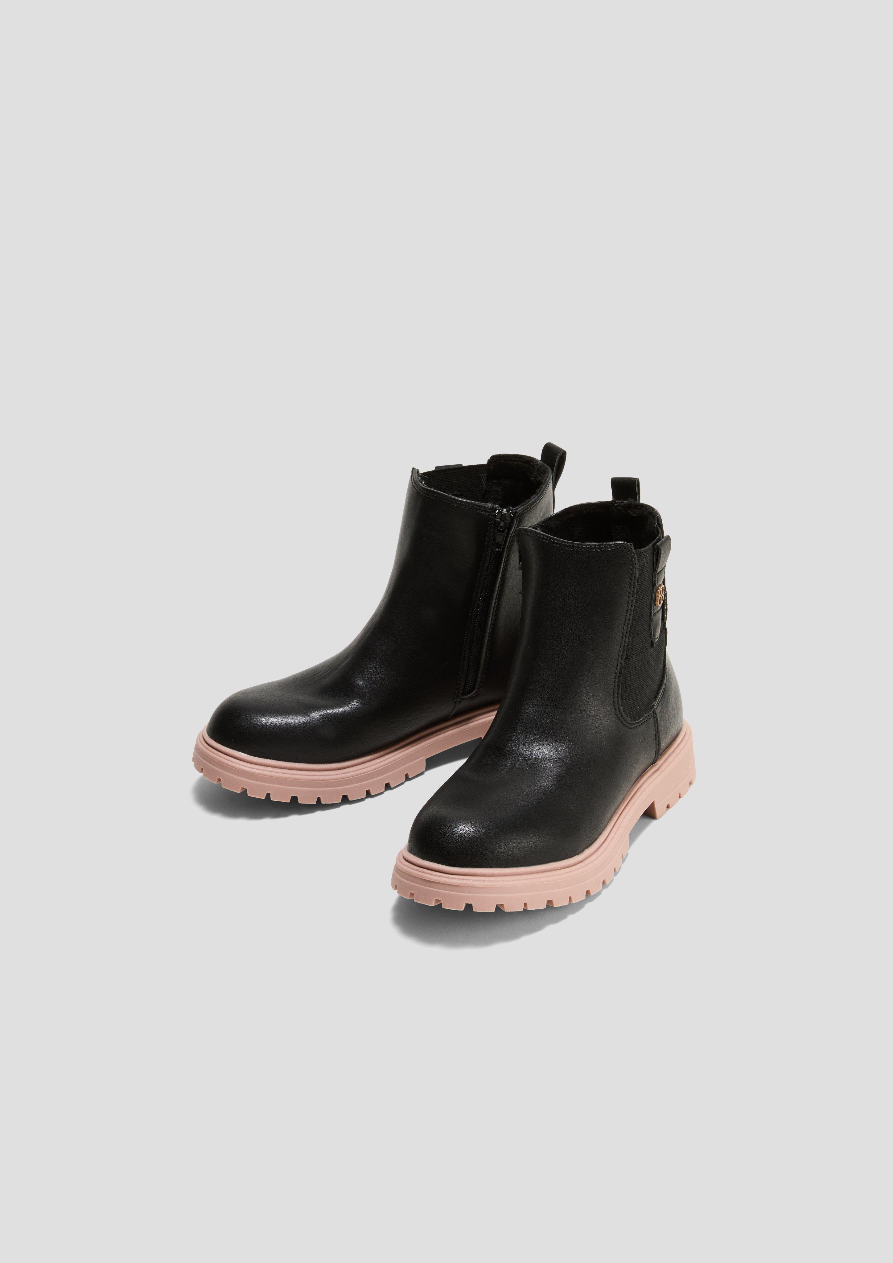 Škornji in 054 & 355