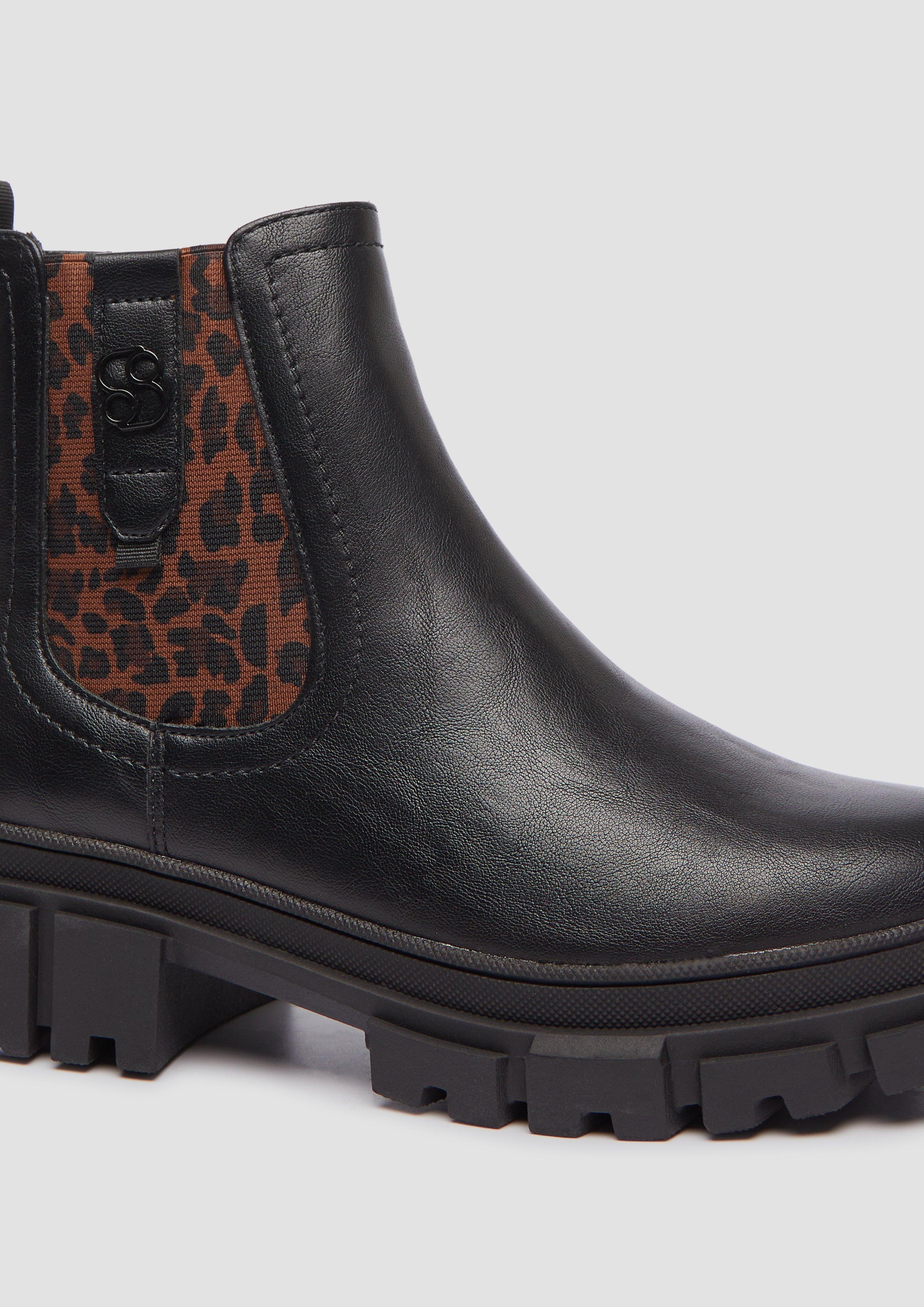 Stiefel in 090, 341, 915, 0A1 & 348