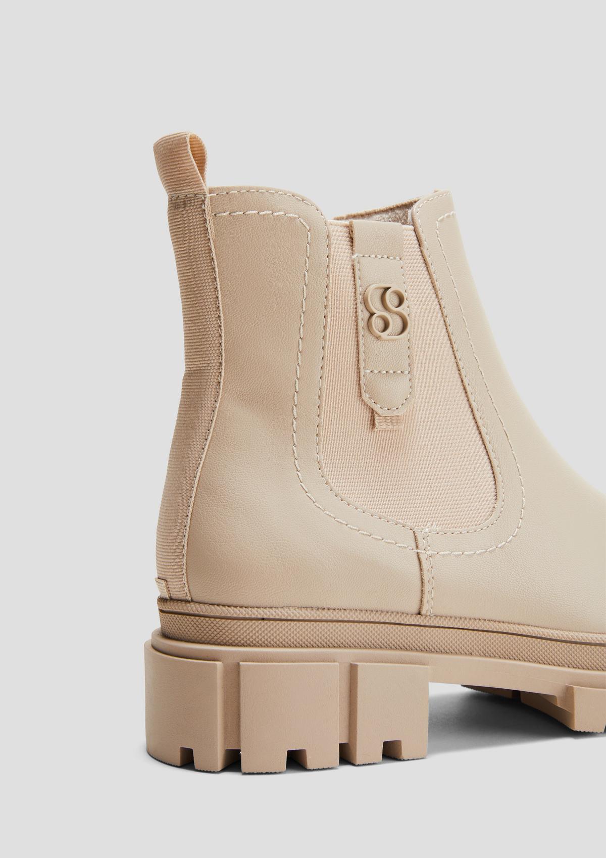 s.Oliver Chelsea Boots mit Logo-Detail