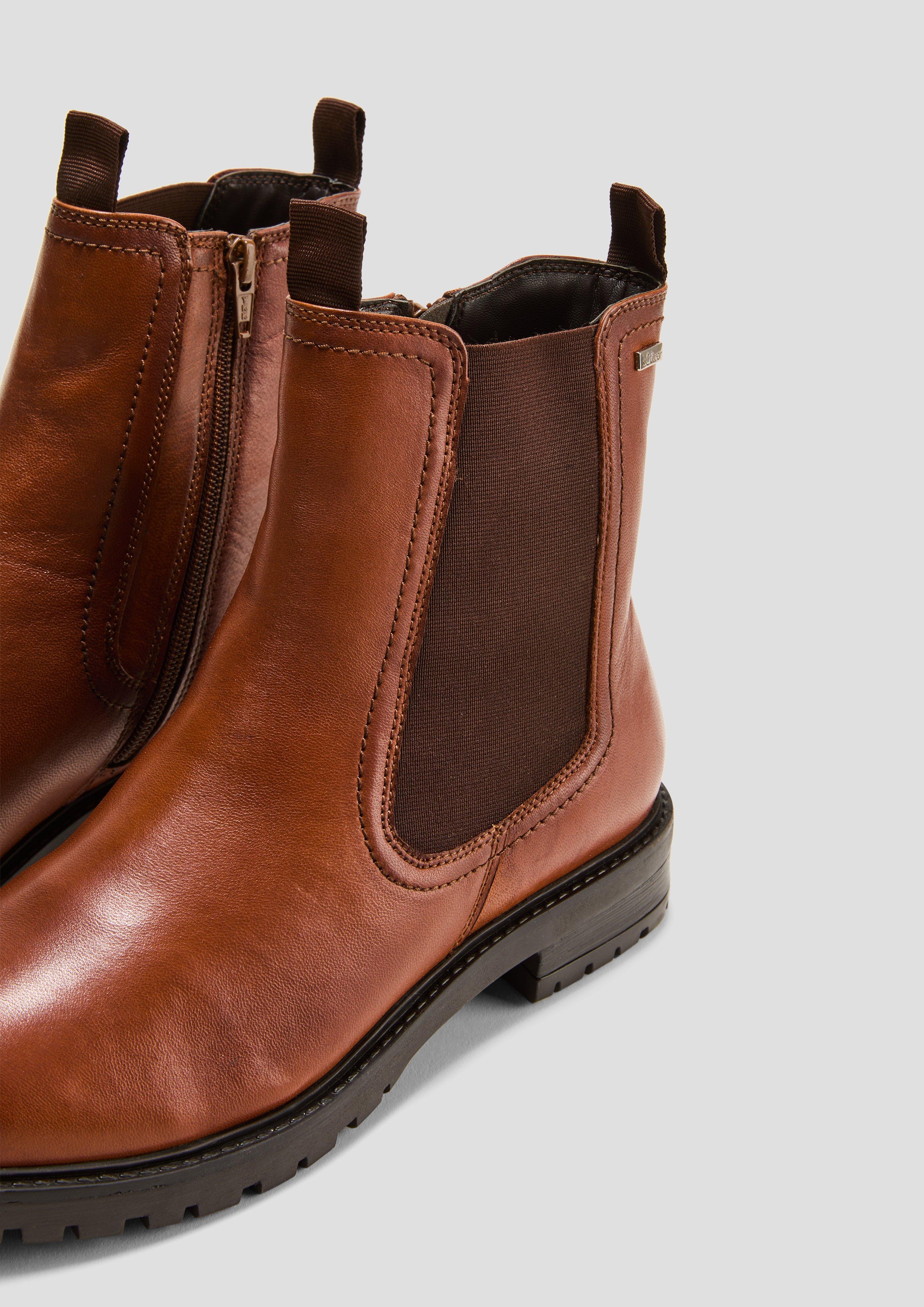 Stiefel in 305 & 341