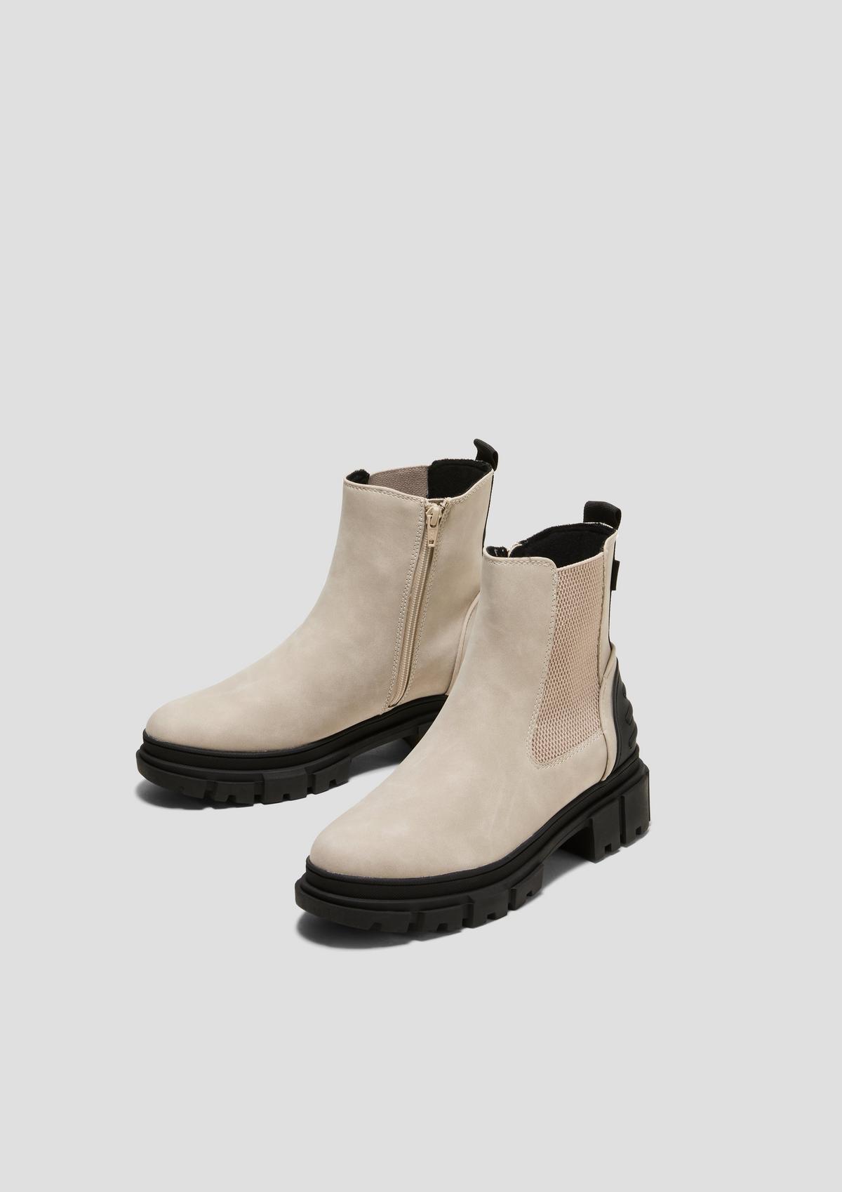 s.Oliver Chelsea boots met contrasterend detail