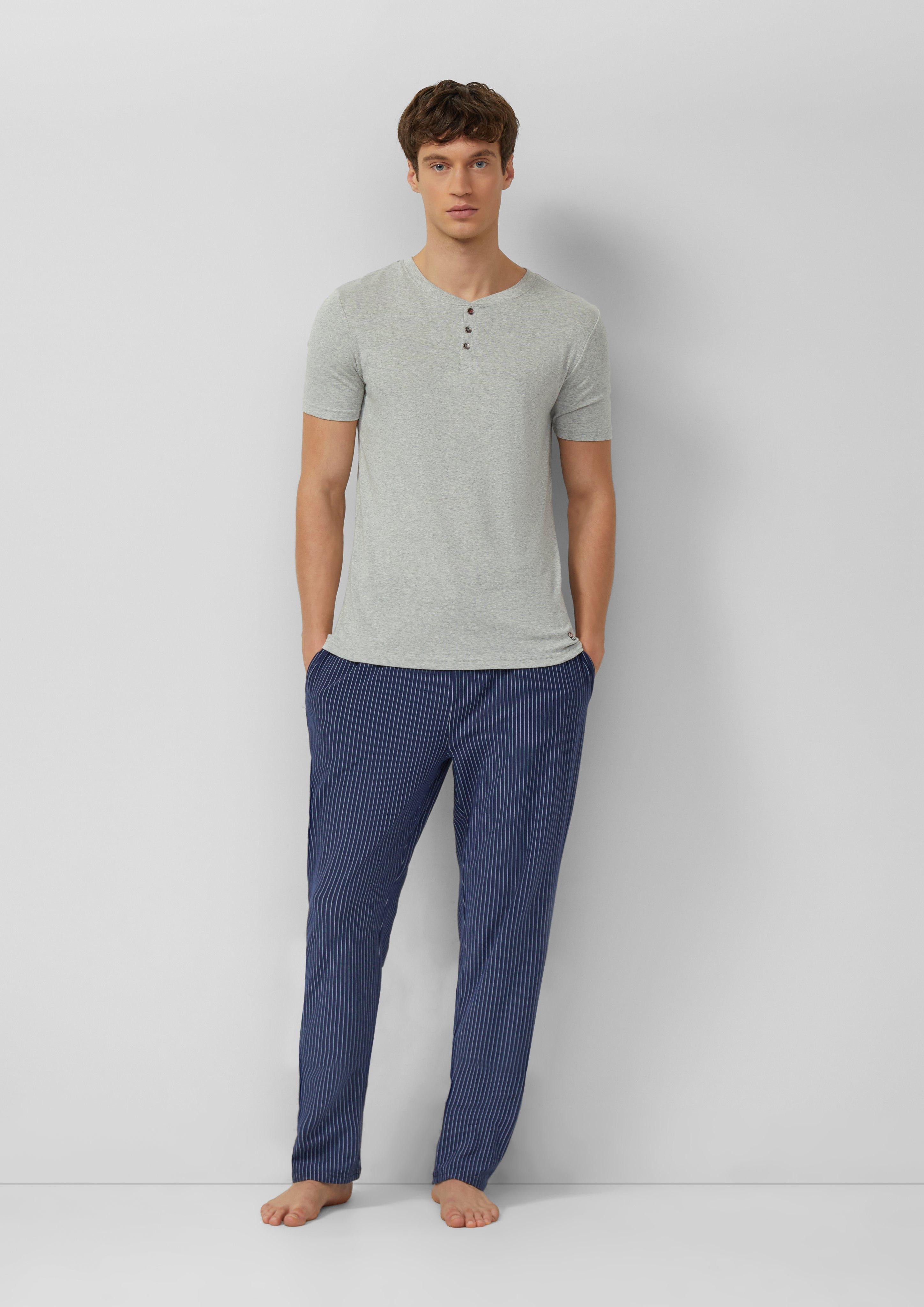 T-shirt in 977, 0100, 7800, 9999 & 5700