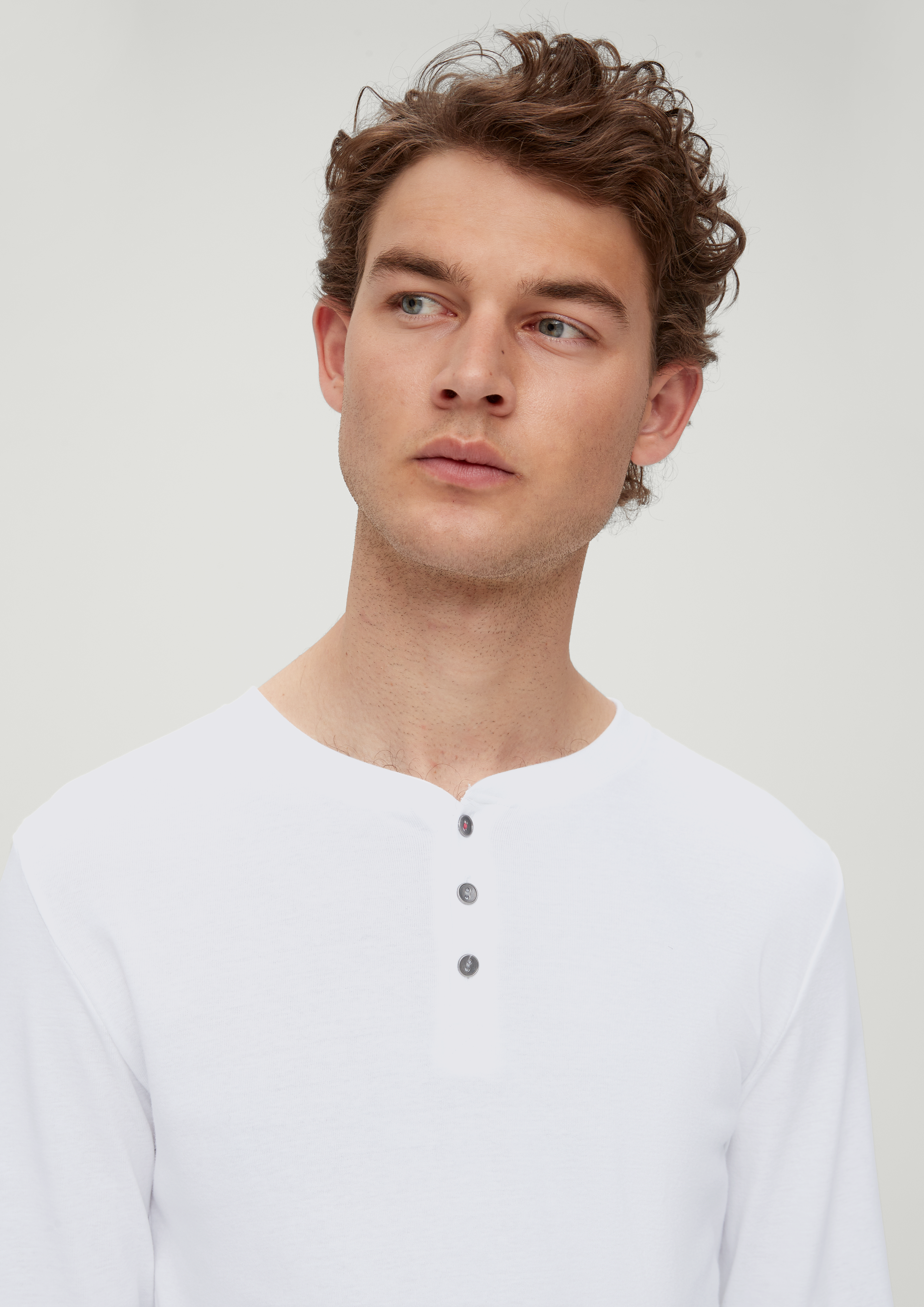 Sweatshirt in 0100, 7800, 5700, 9999 & 95W1