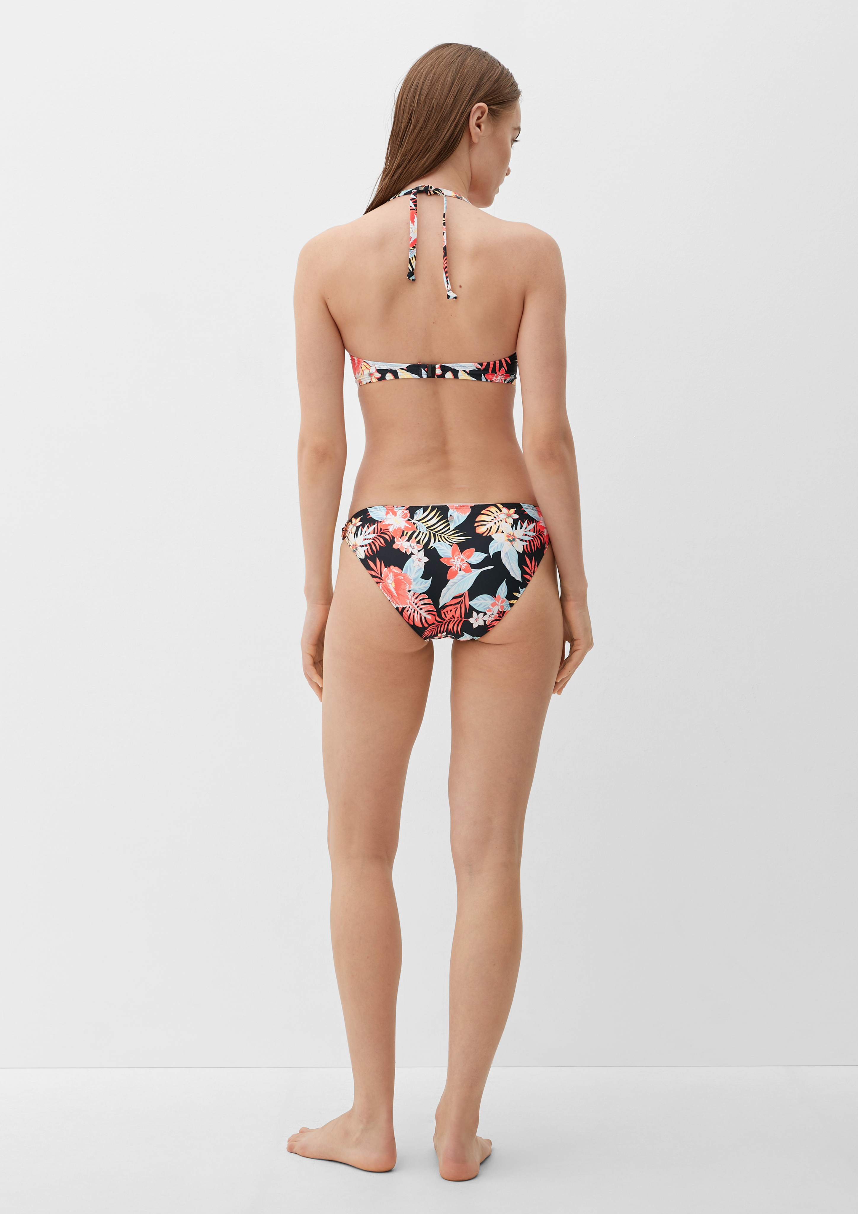 Vrchný bikinový diel s kosticami in 99A1