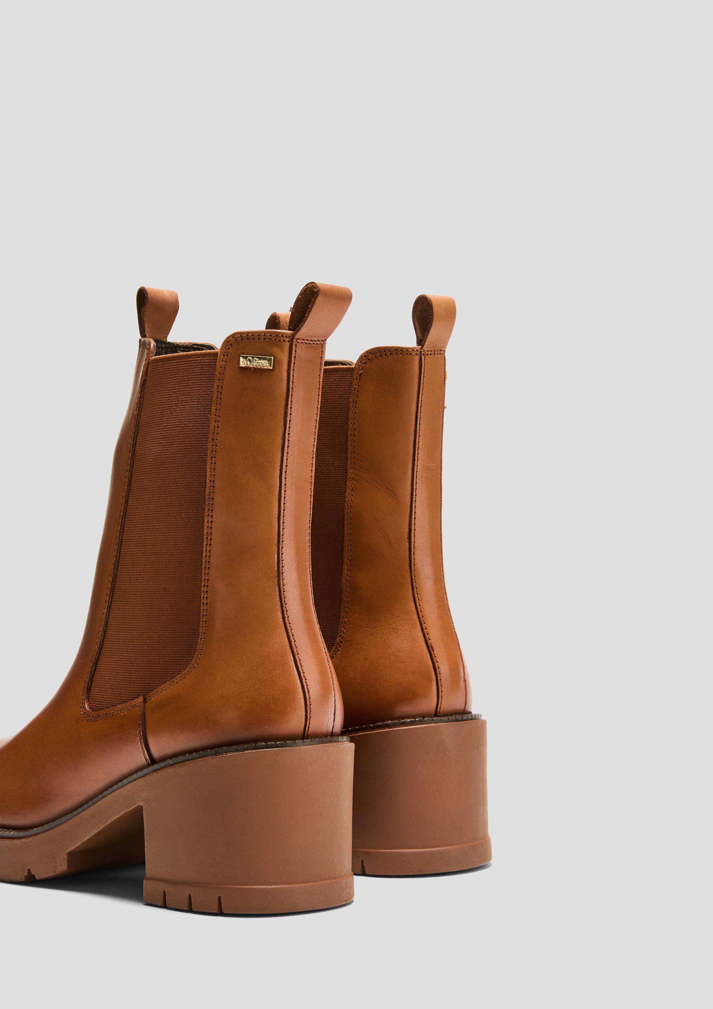 Stiefel in 305 & 001