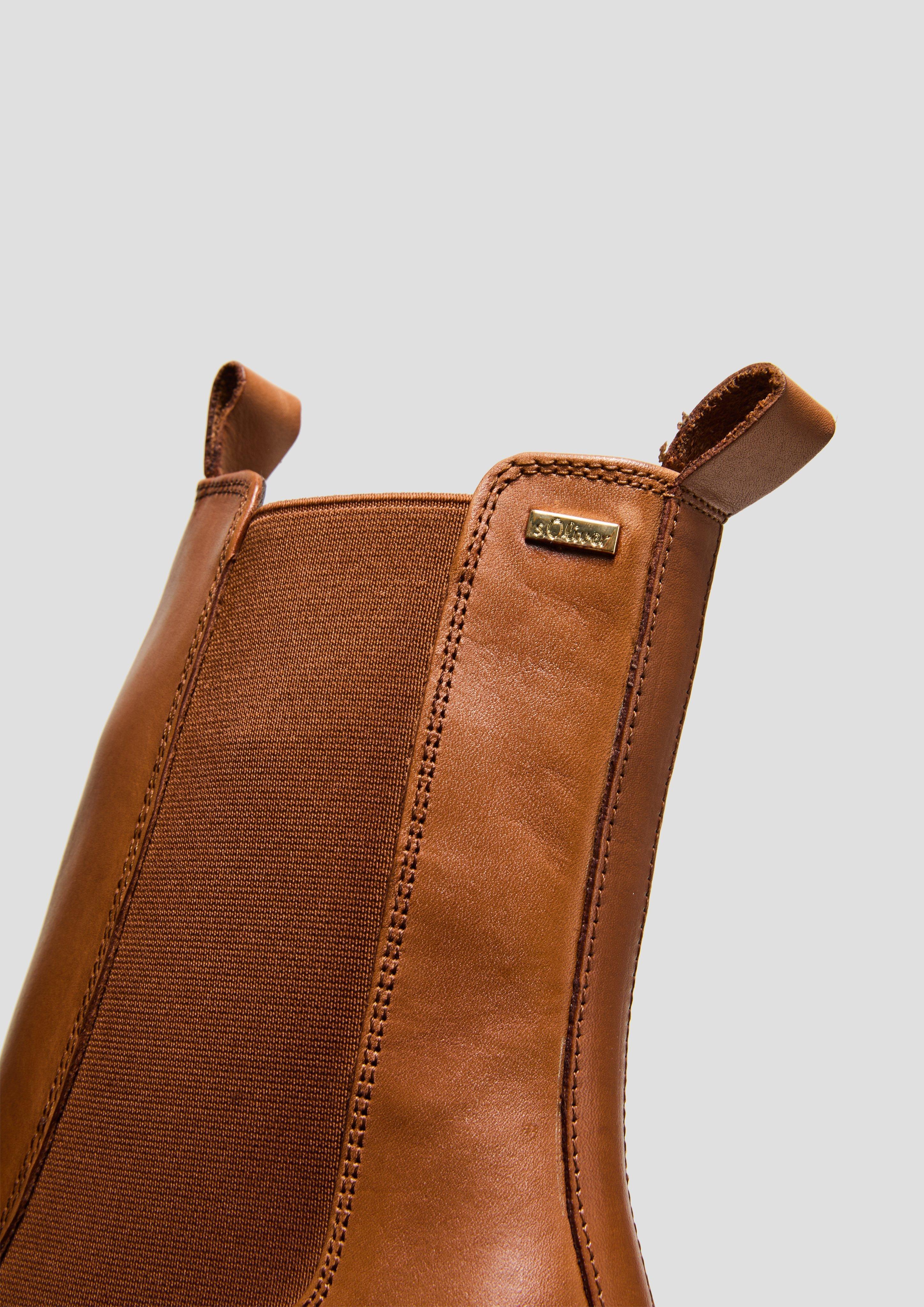 Stiefel in 305 & 001