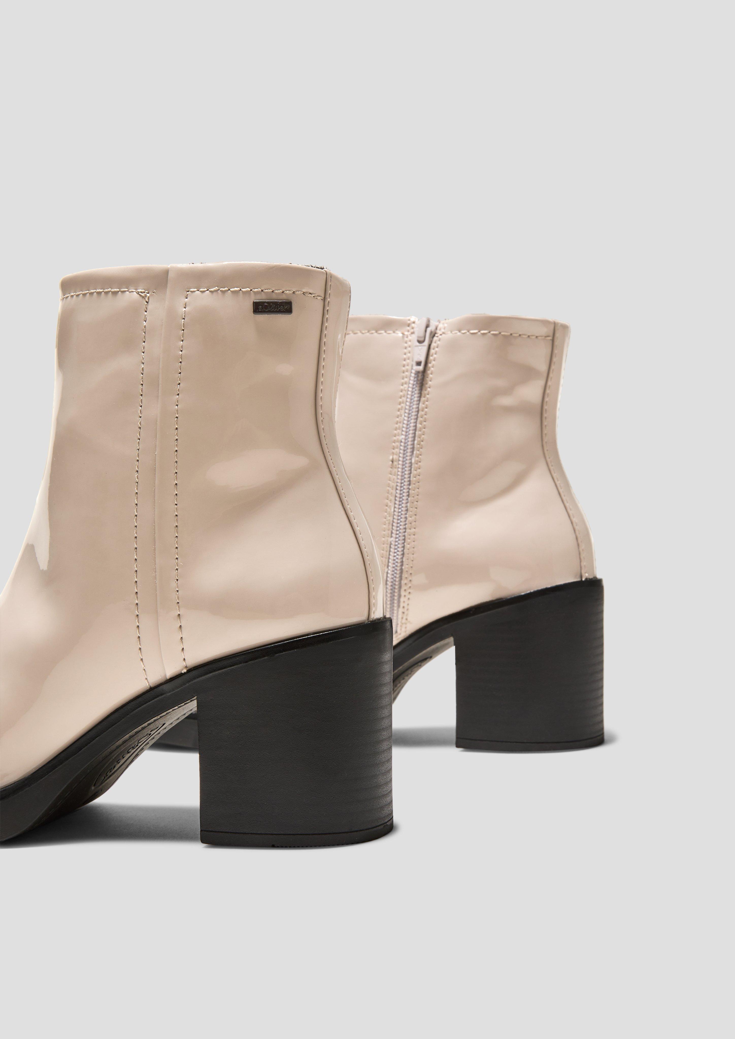 Škornji in 344 & 0A8