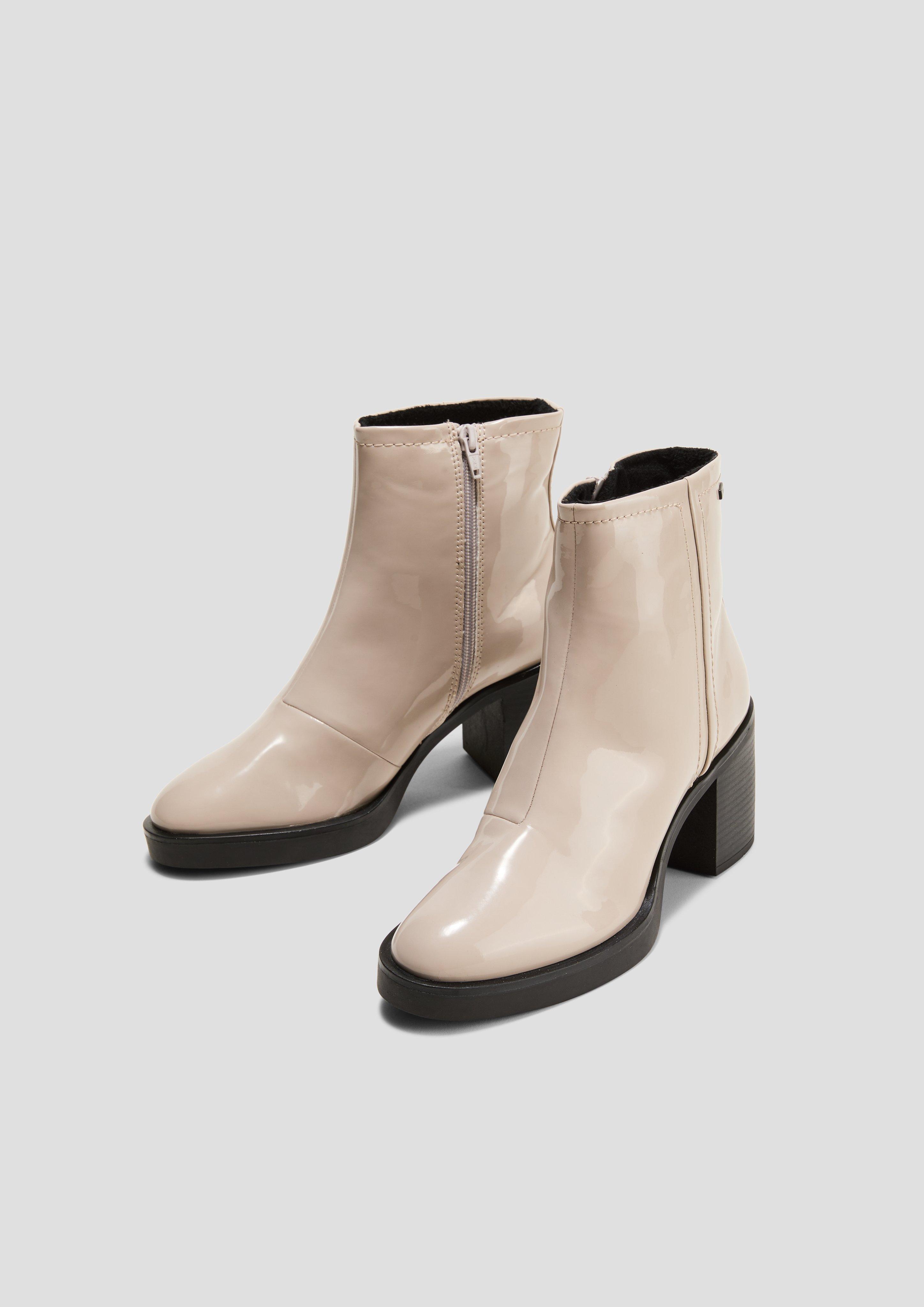 Škornji in 344 & 0A8