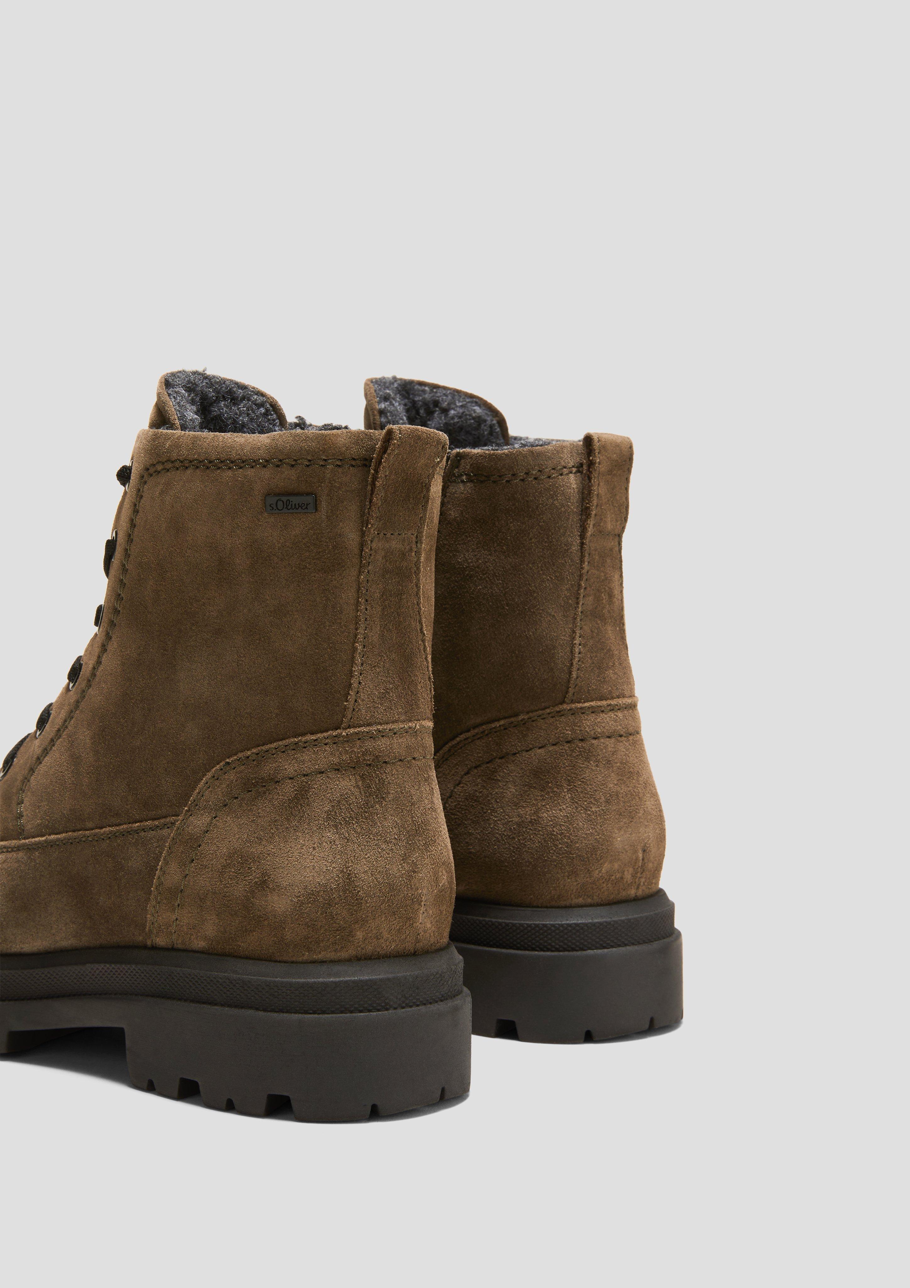 Škornji in 701 & 001