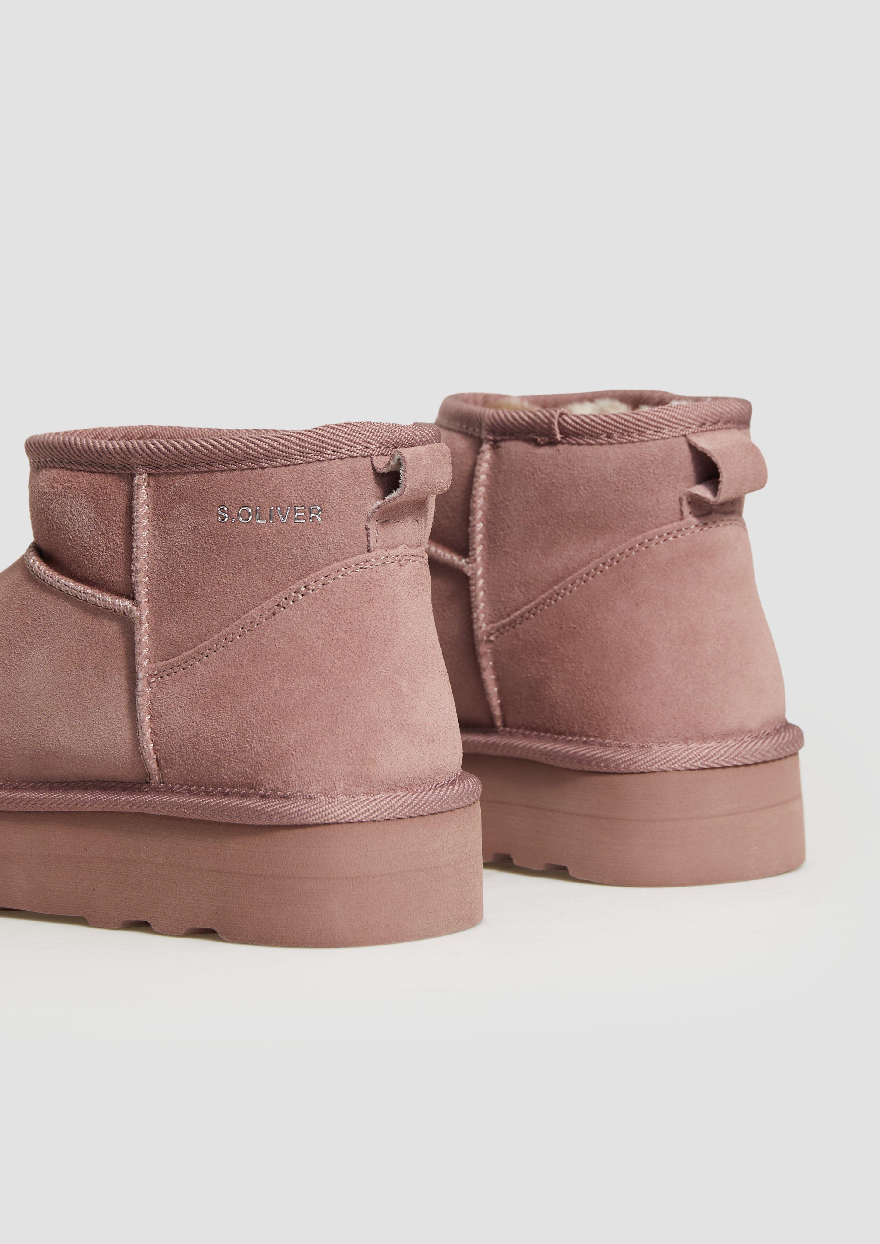 Stiefel in 5A2, 001, 216, 305, 710, 400, 907 & 341