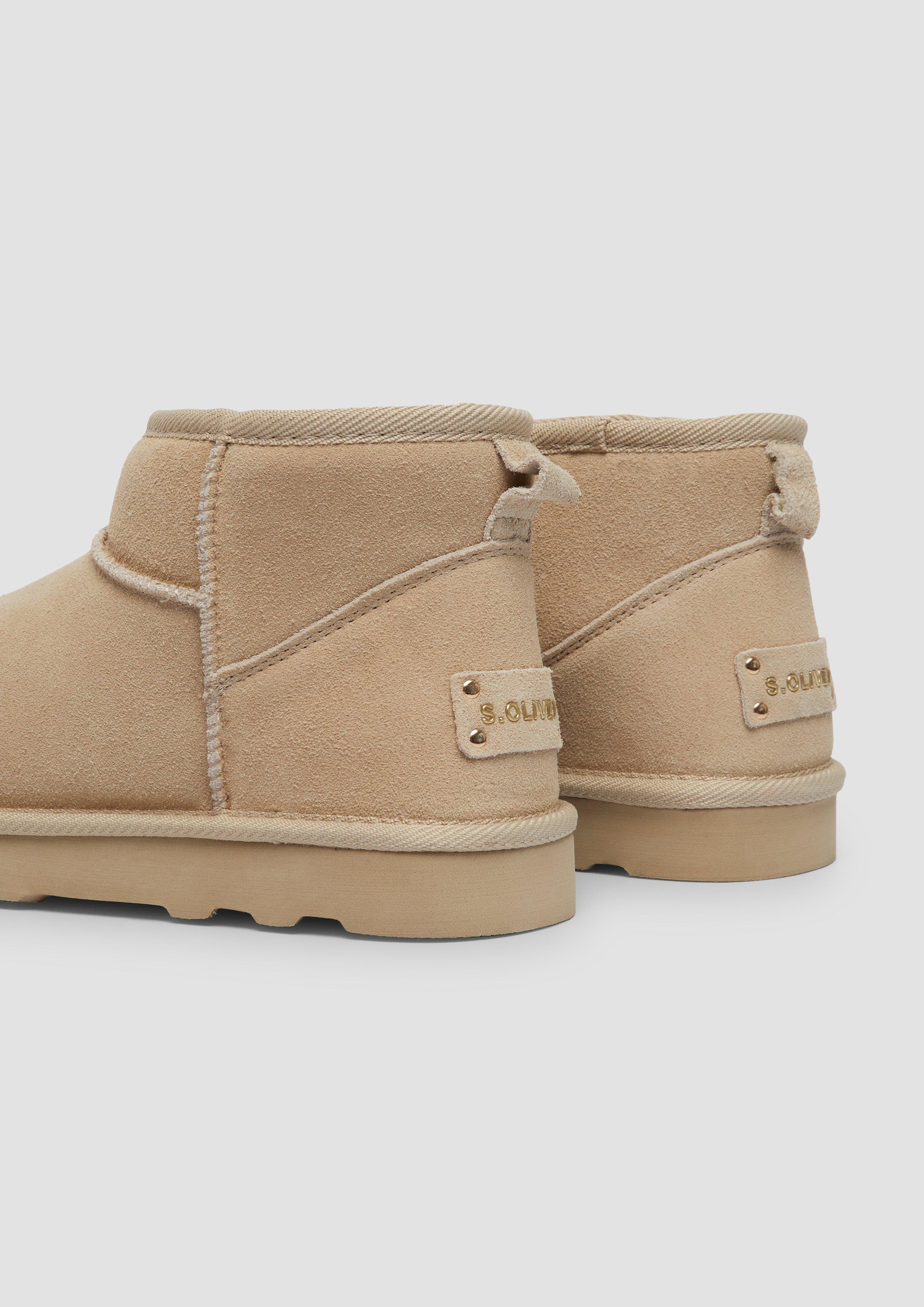 Čižmy in 400, 216, 001, 305, 512, 710, 345, 341 & 907