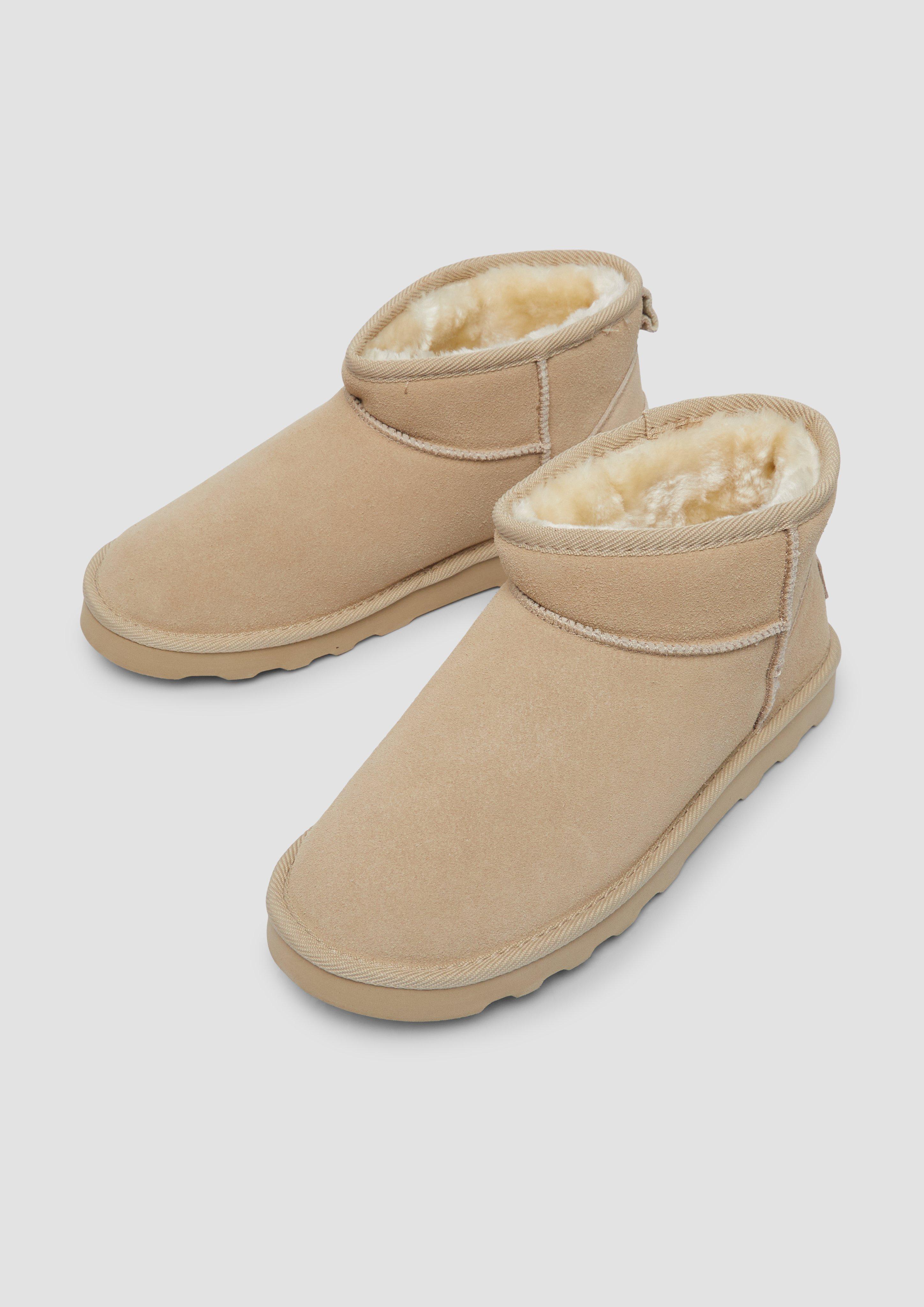 Čižmy in 400, 216, 001, 305, 512, 710, 345, 341 & 907