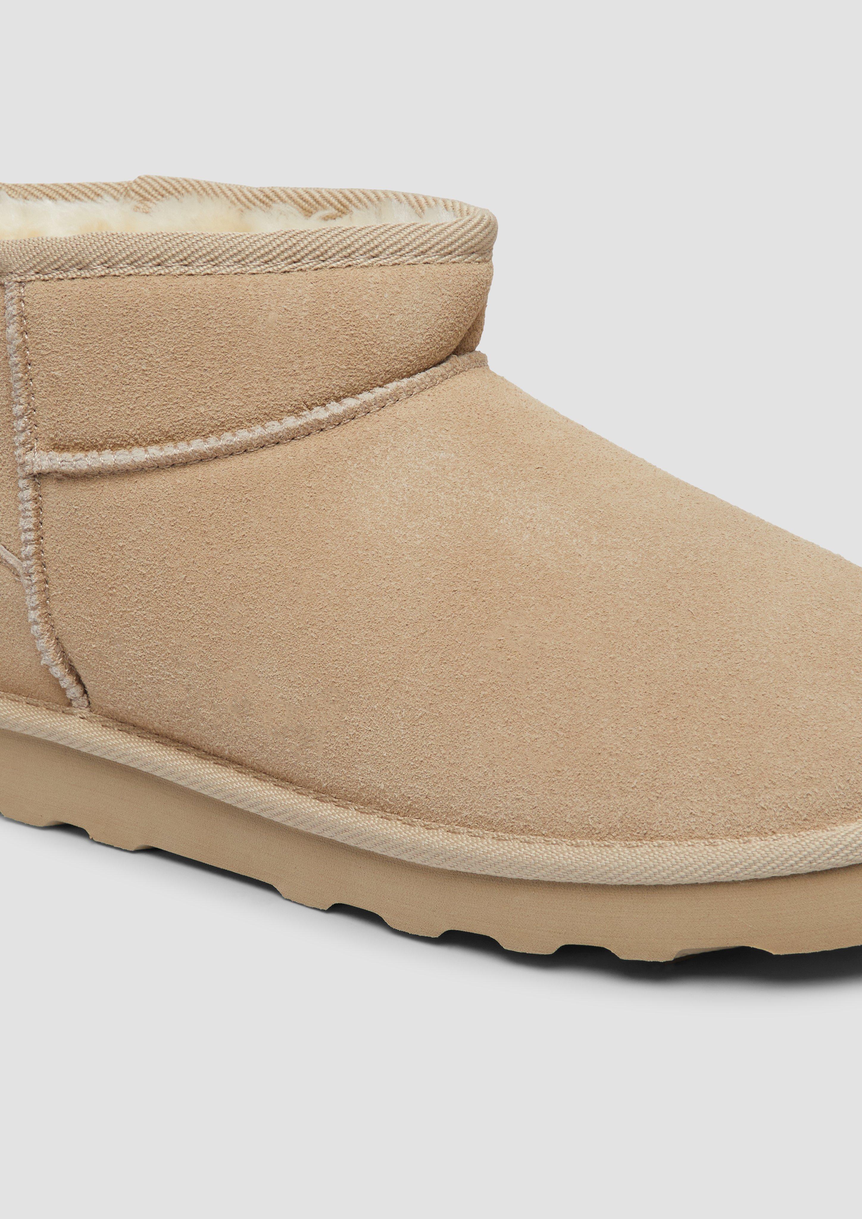 Čižmy in 400, 216, 001, 305, 512, 710, 345, 341 & 907