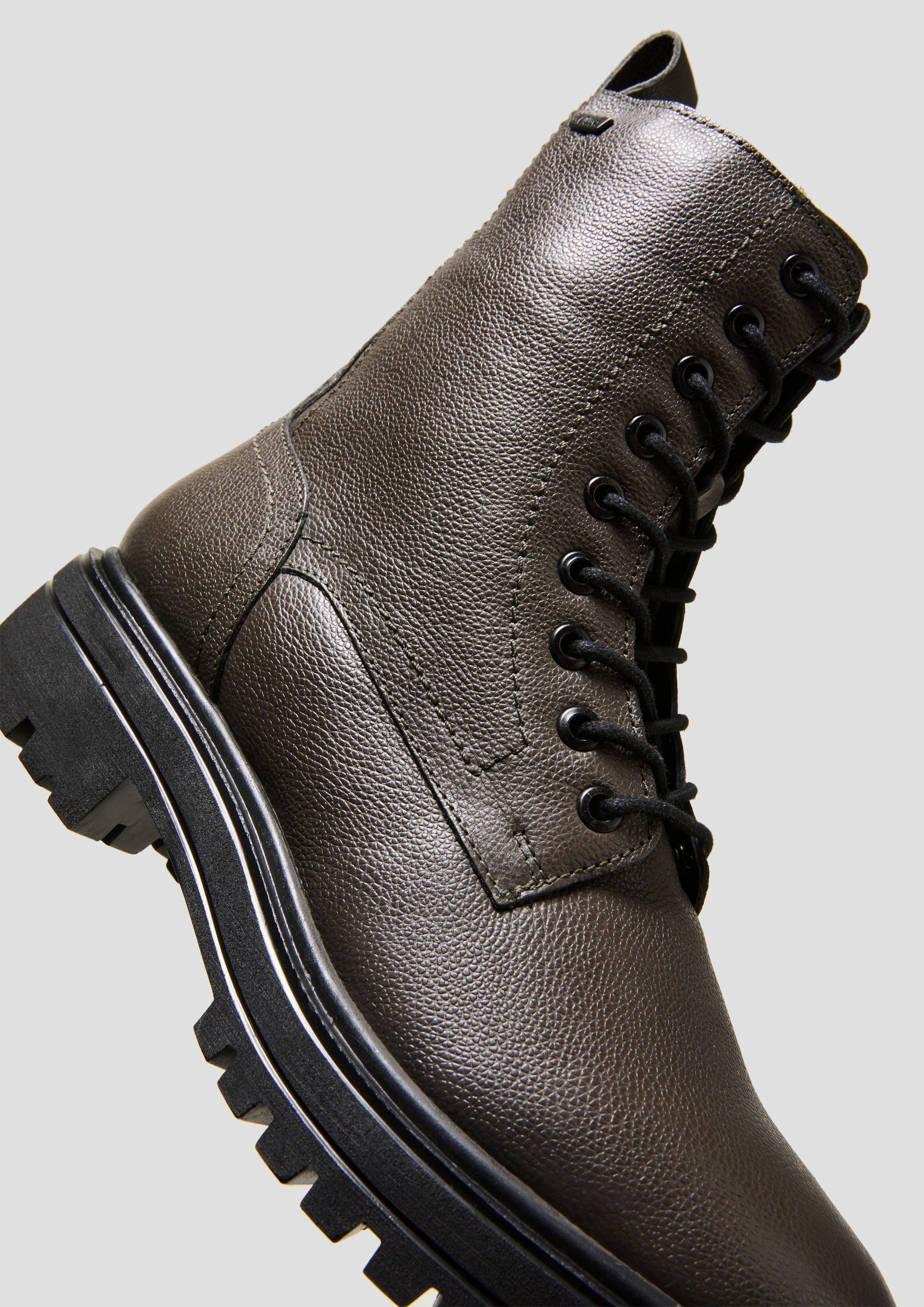 Laarzen in 701, 302 & 001