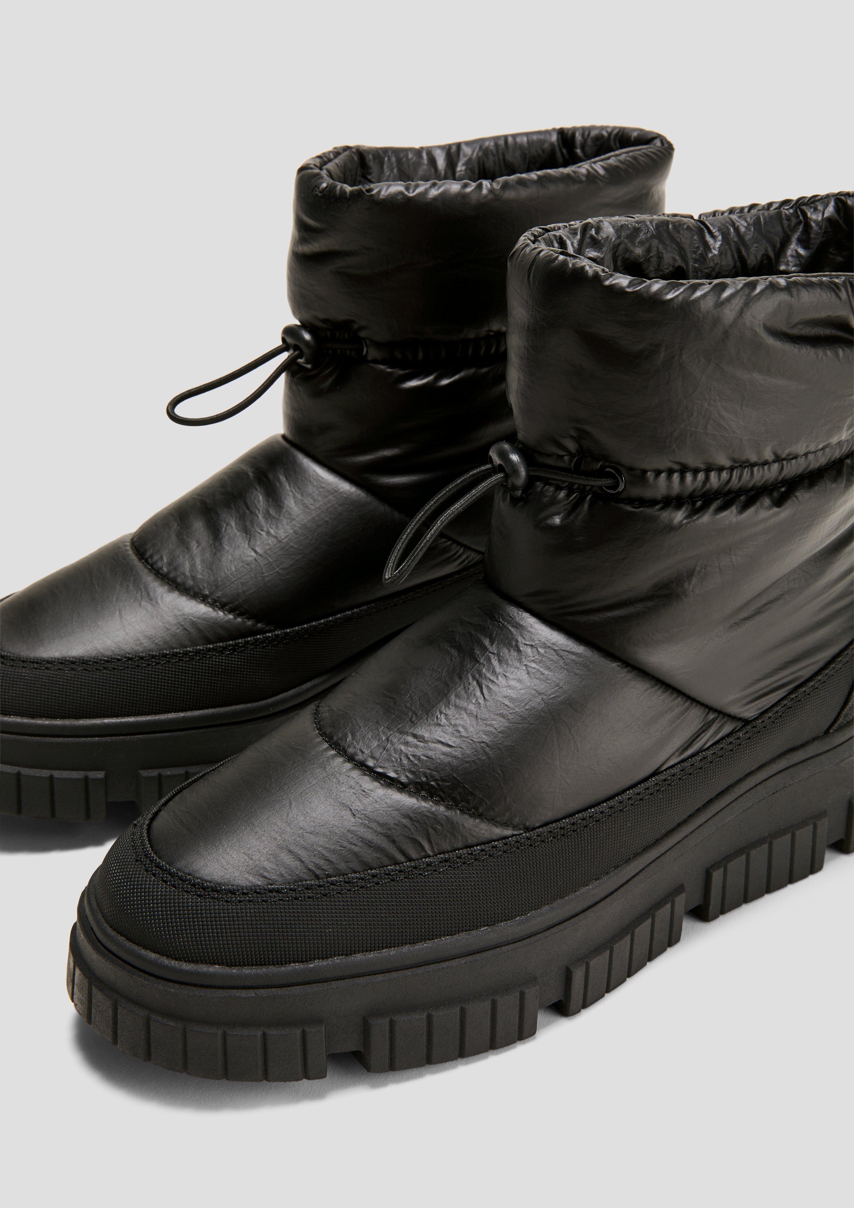 s.Oliver Schneeboots in glänzender Optik