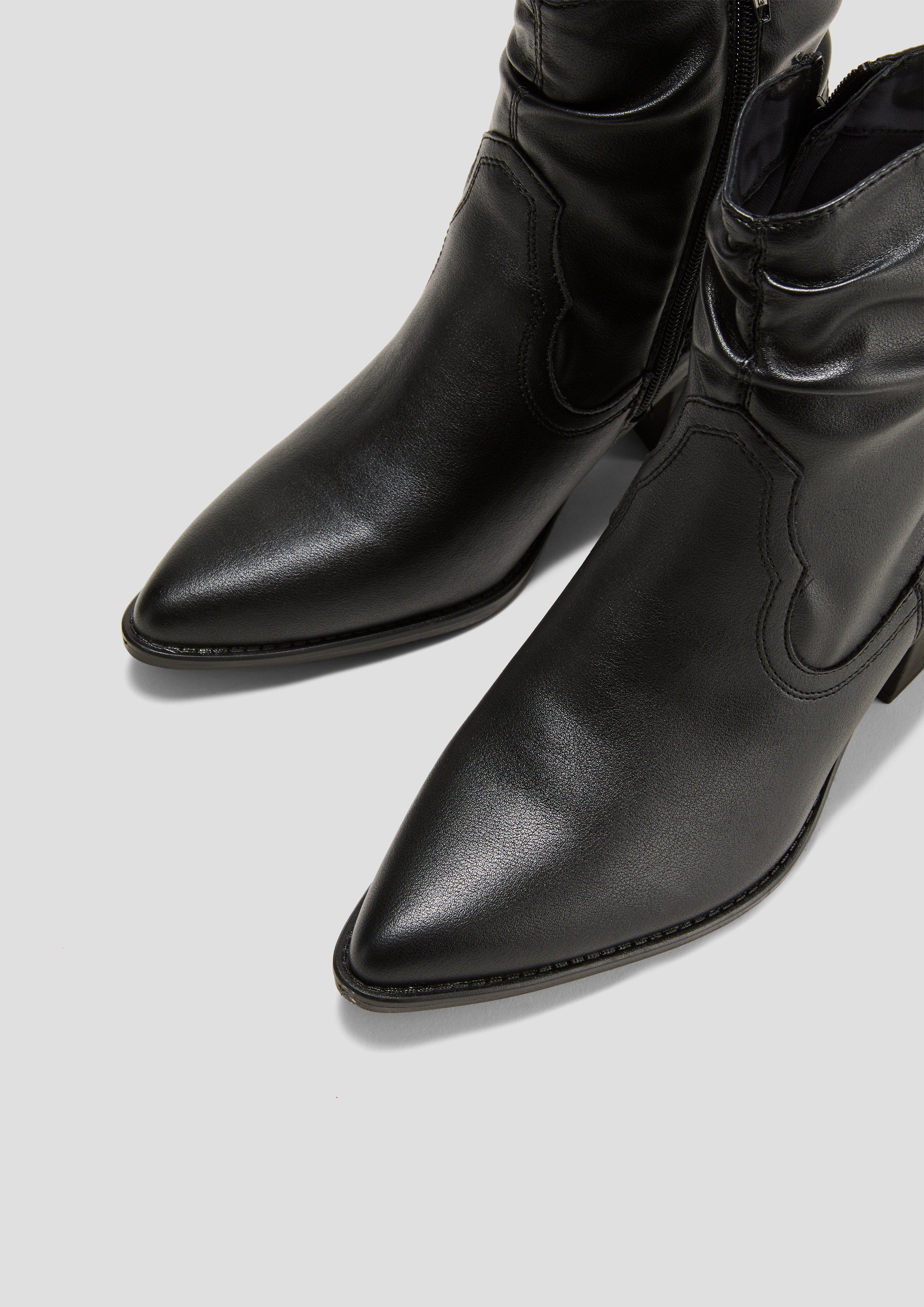 Laarzen in 001 & 300