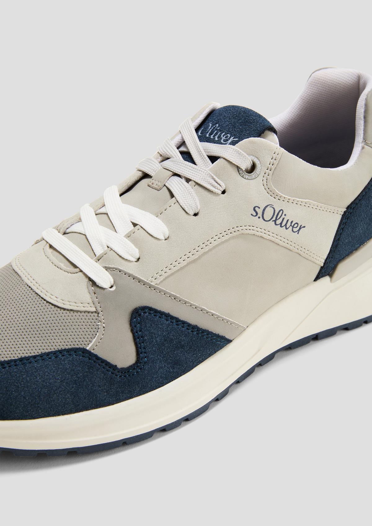 s.Oliver Chaussures à lacets