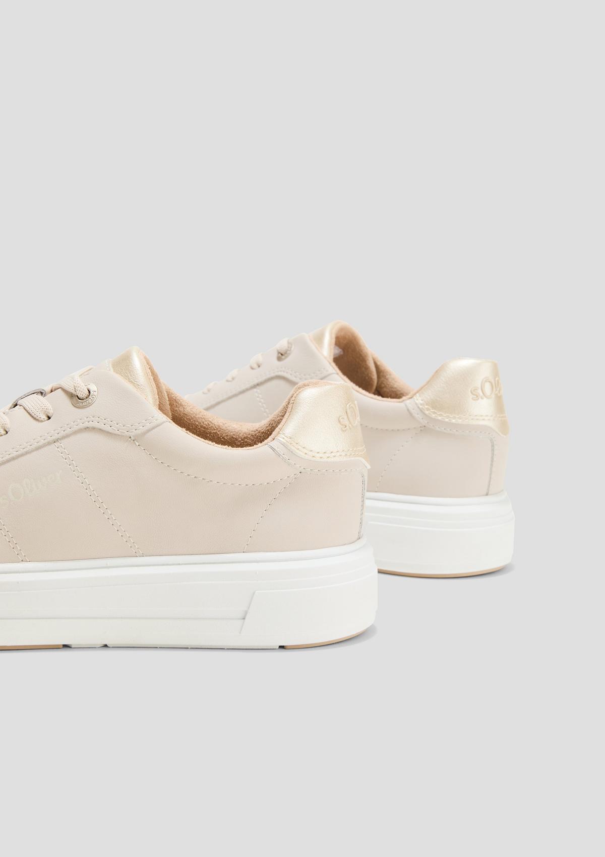 s.Oliver Sneakers met minimalistisch design