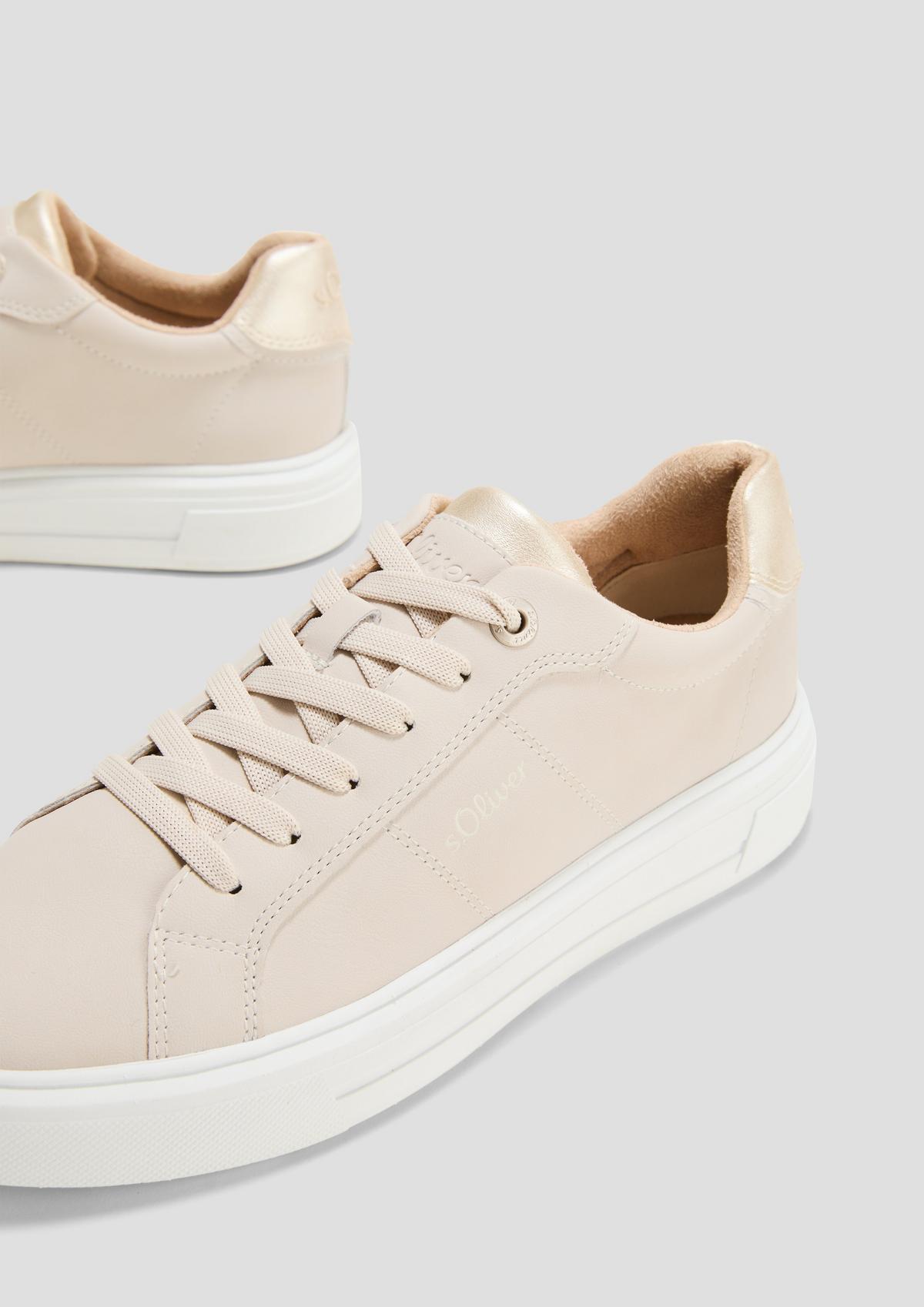 s.Oliver Sneakers met minimalistisch design