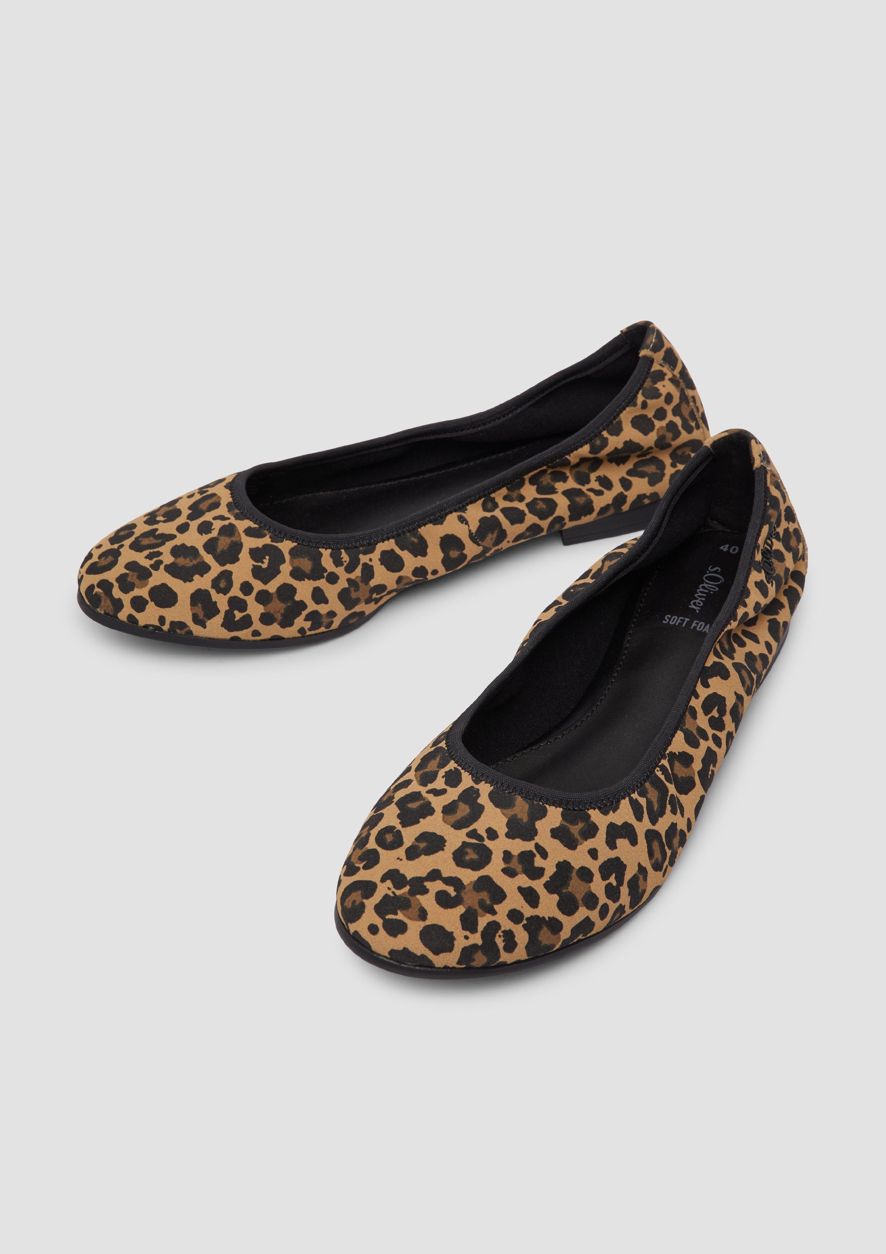 Ballerinas in 907 & 403