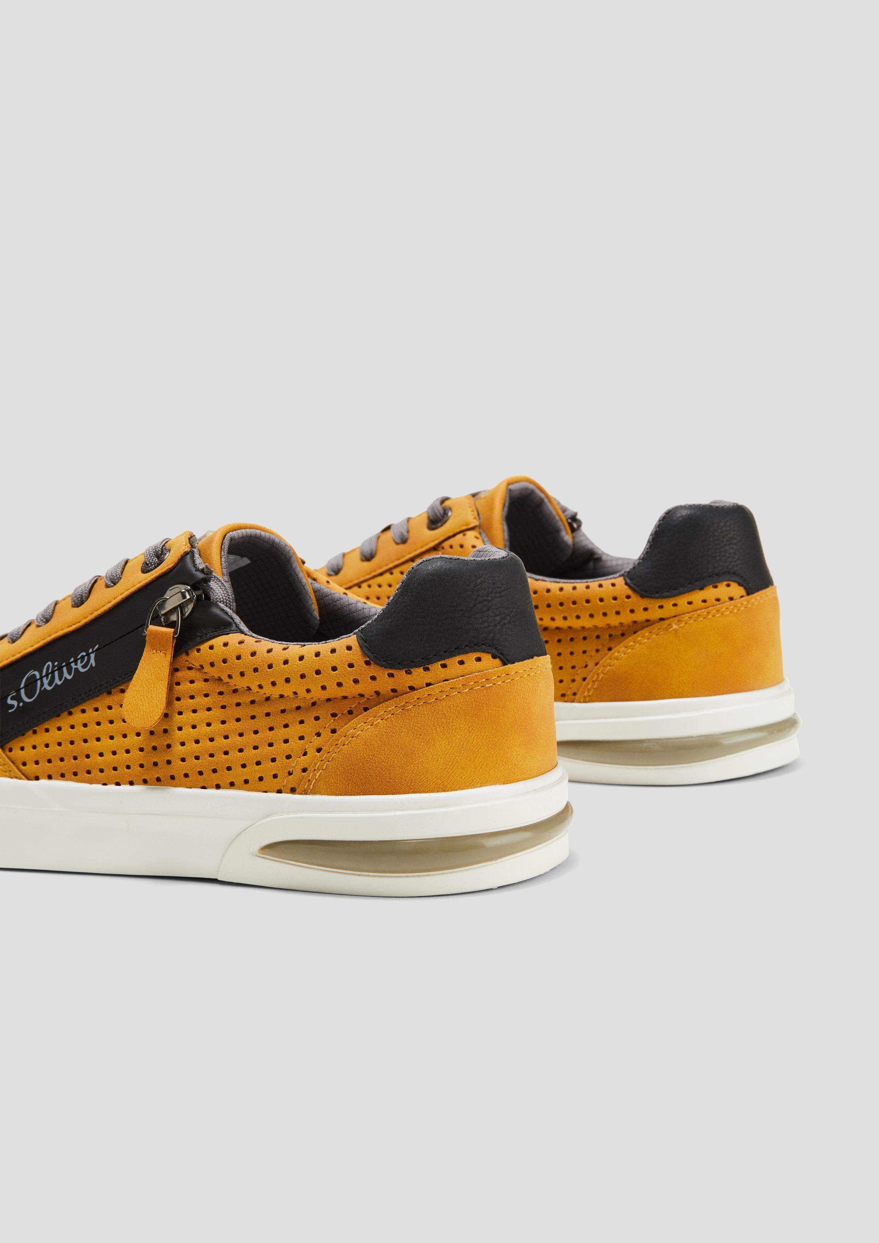 Schnürer in 660 & 701