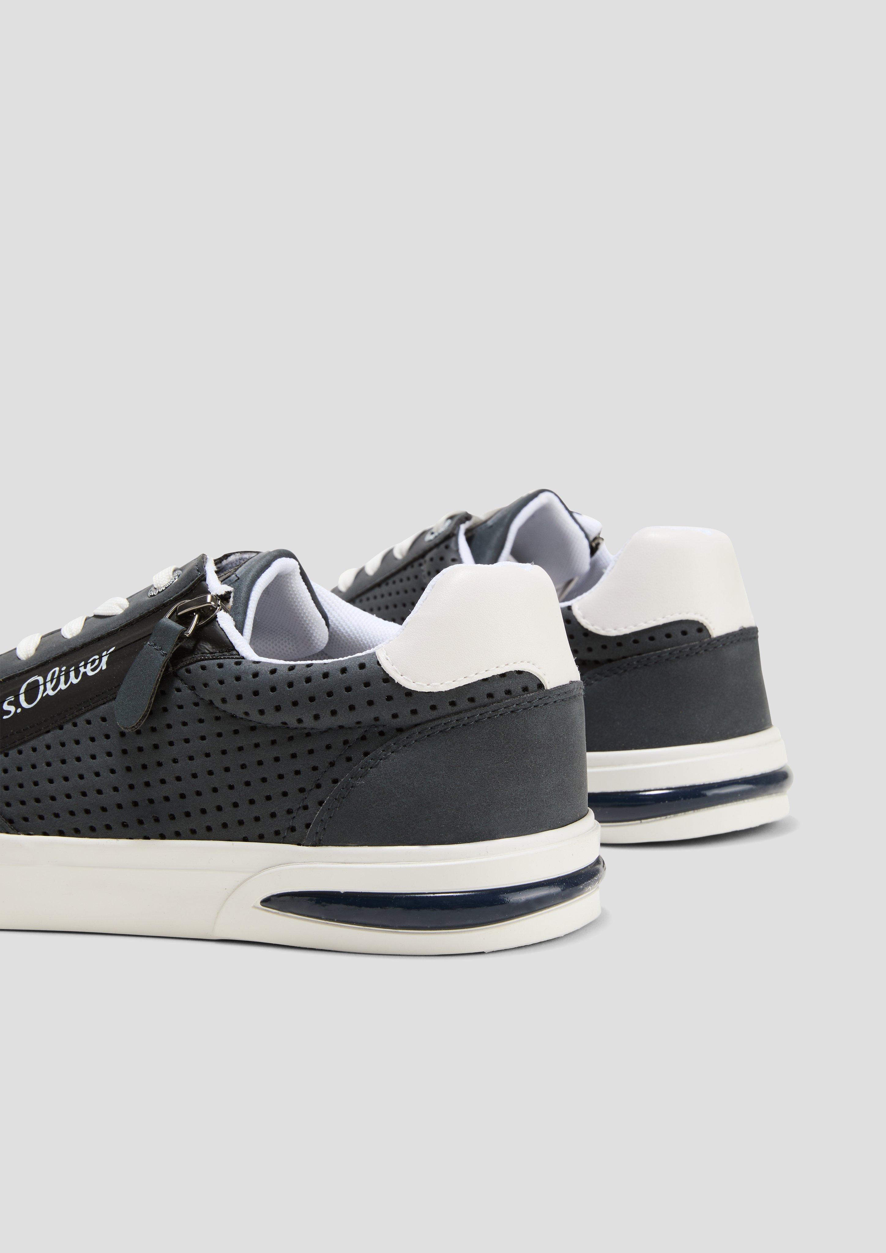 Schnürer in 805 & 701