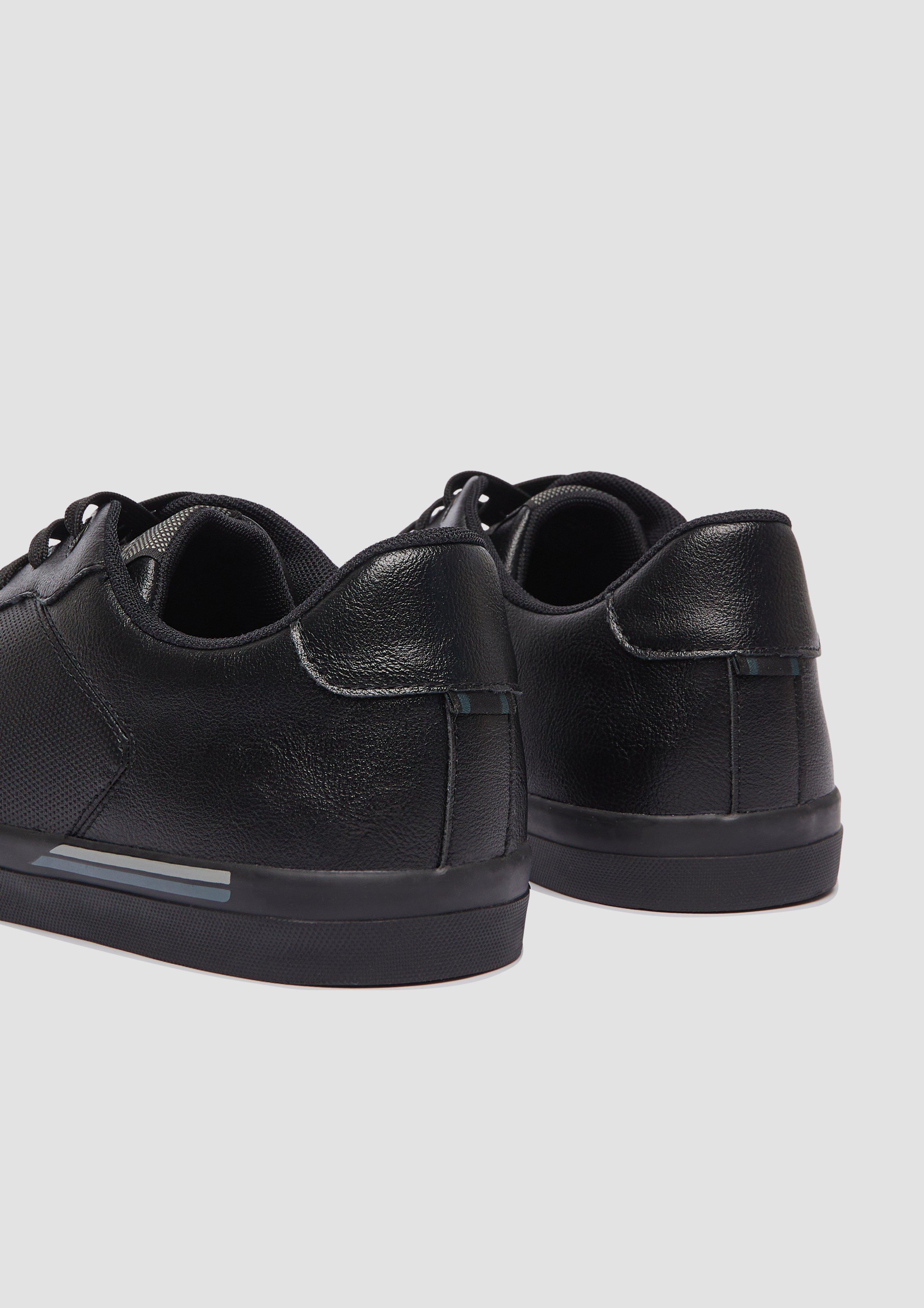 Schnürer in 0A1, 305, 805, 880, 1A0, 302, 3A5 & 327