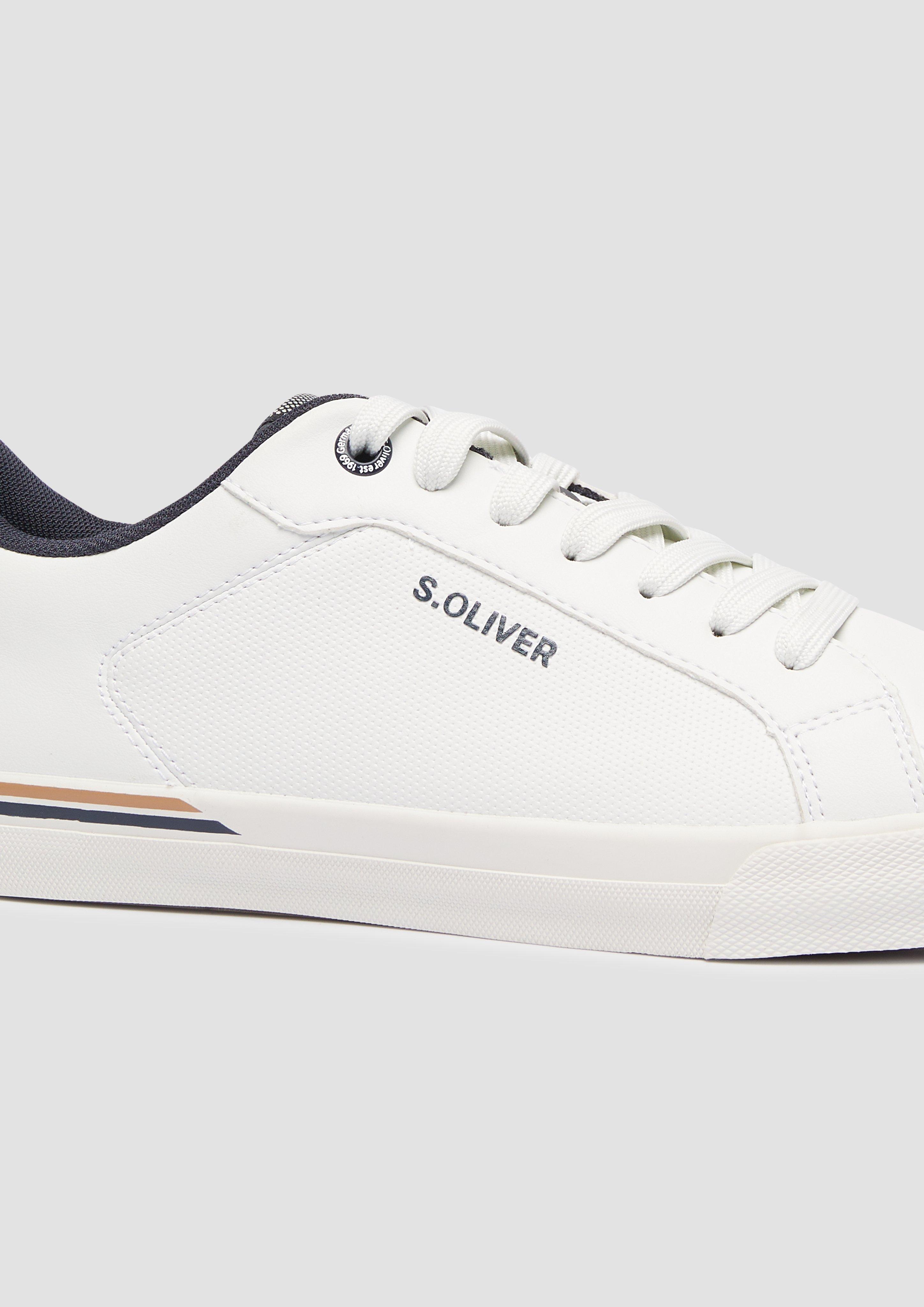 Schnürer in 1A0, 305, 805, 880, 0A1, 302, 3A5 & 327