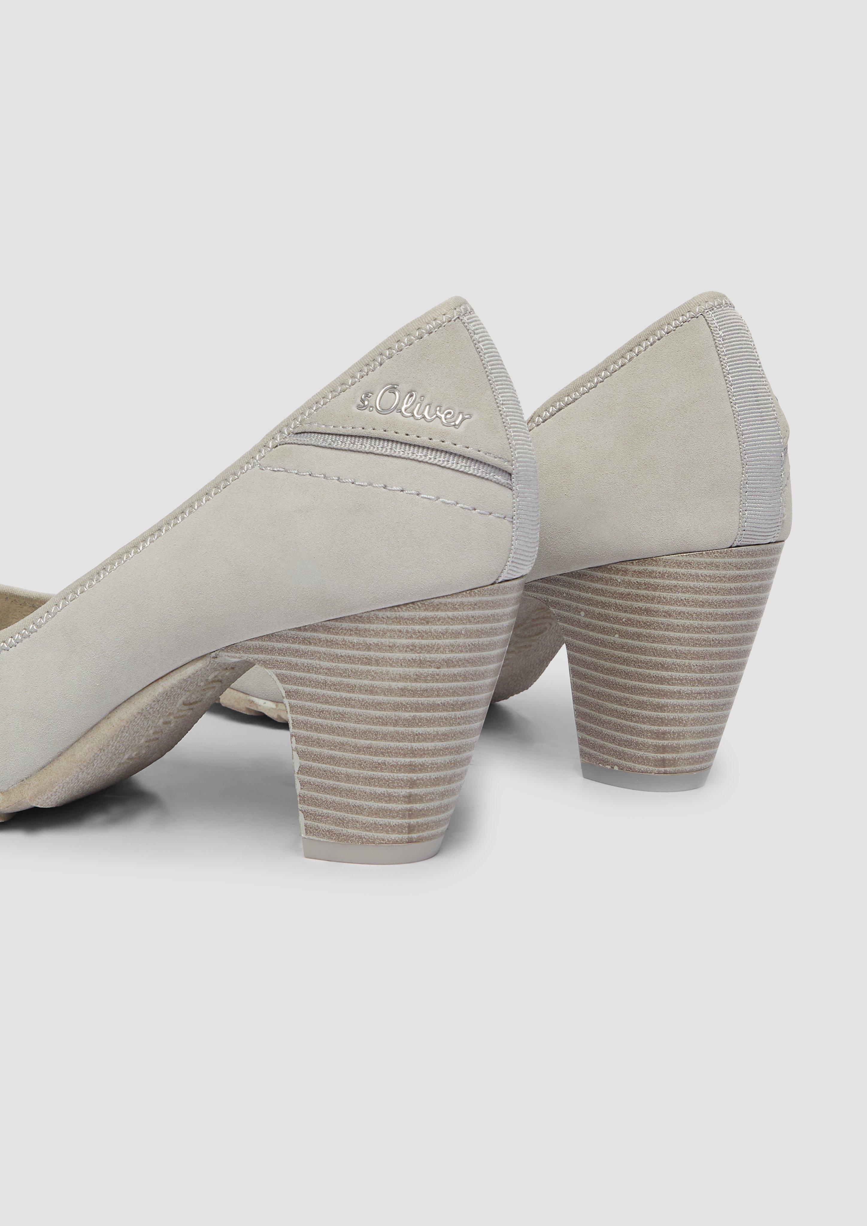 Pumps in 21A, 46B, 001 & 8B5