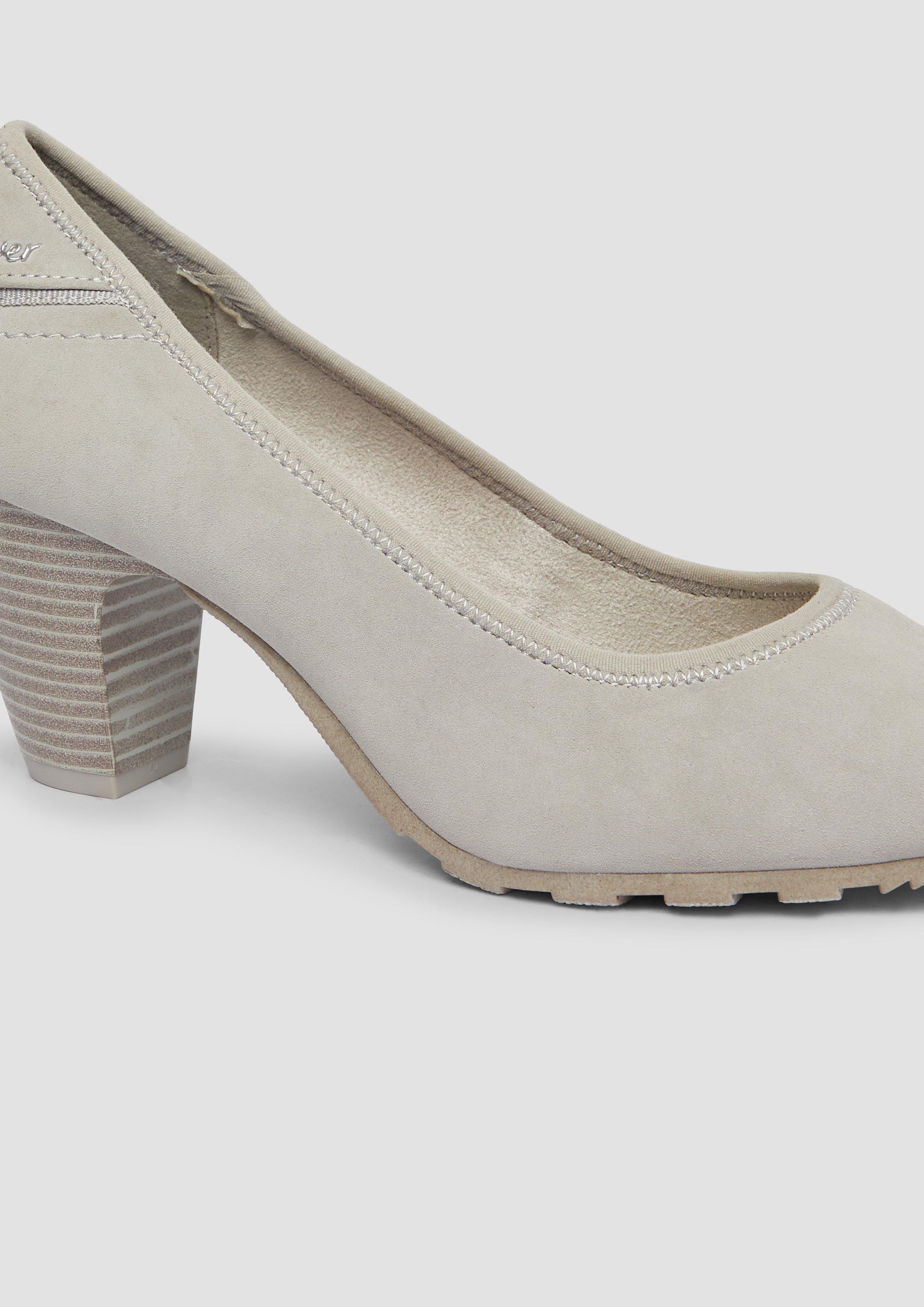 Pumps in 21A, 46B, 001 & 8B5