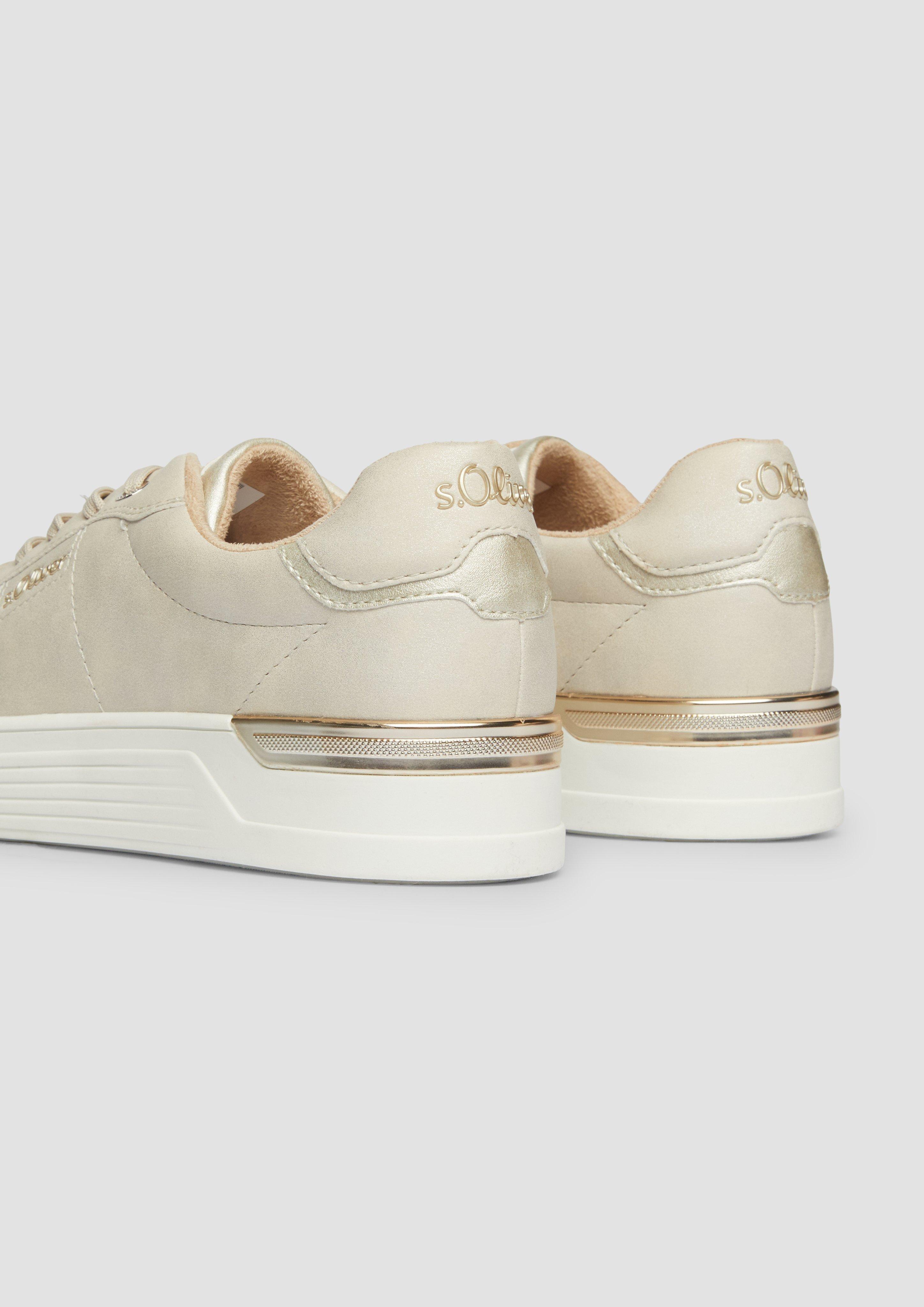 Schnürer in 403, 107 & 913