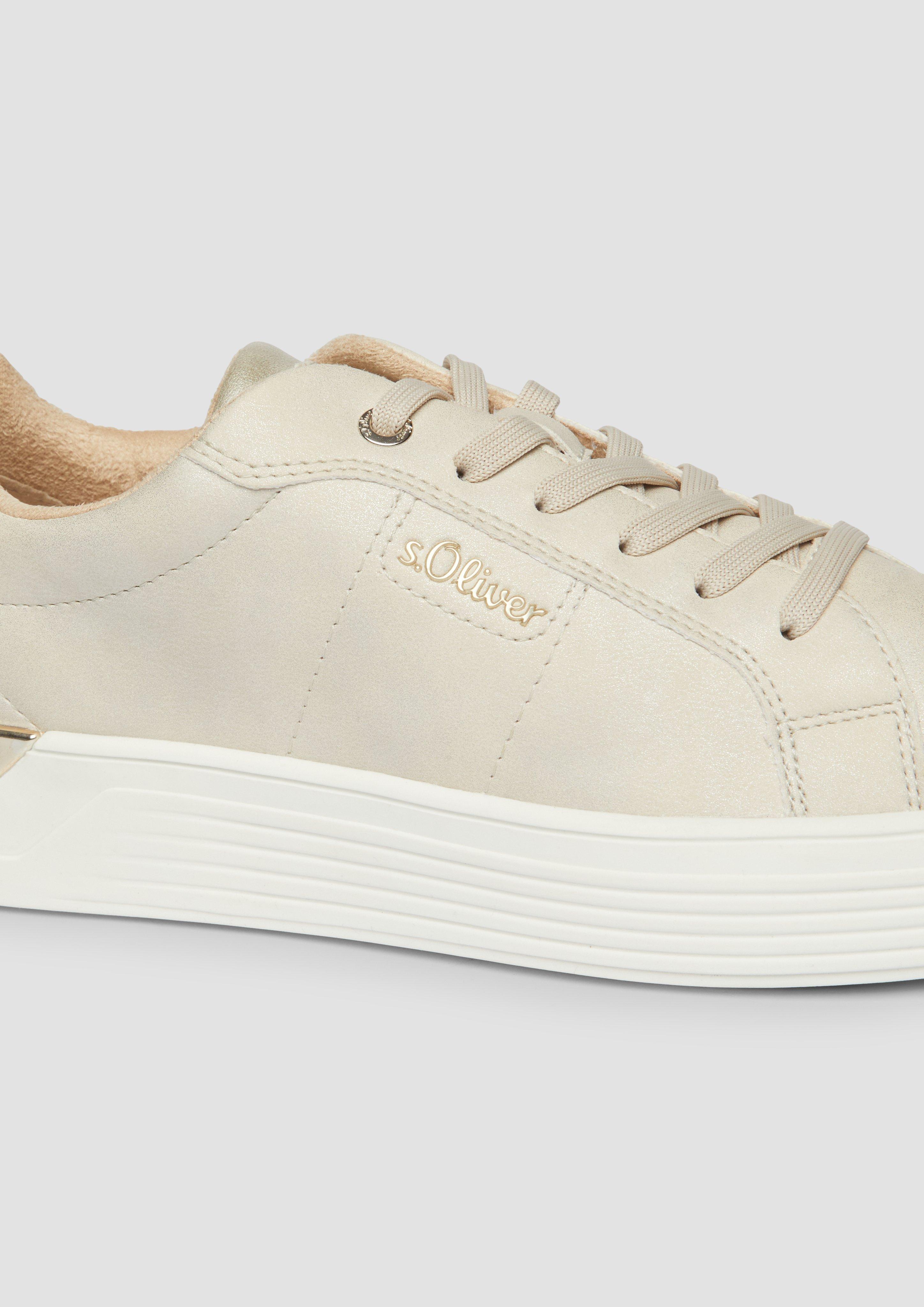 Schnürer in 403, 107 & 913