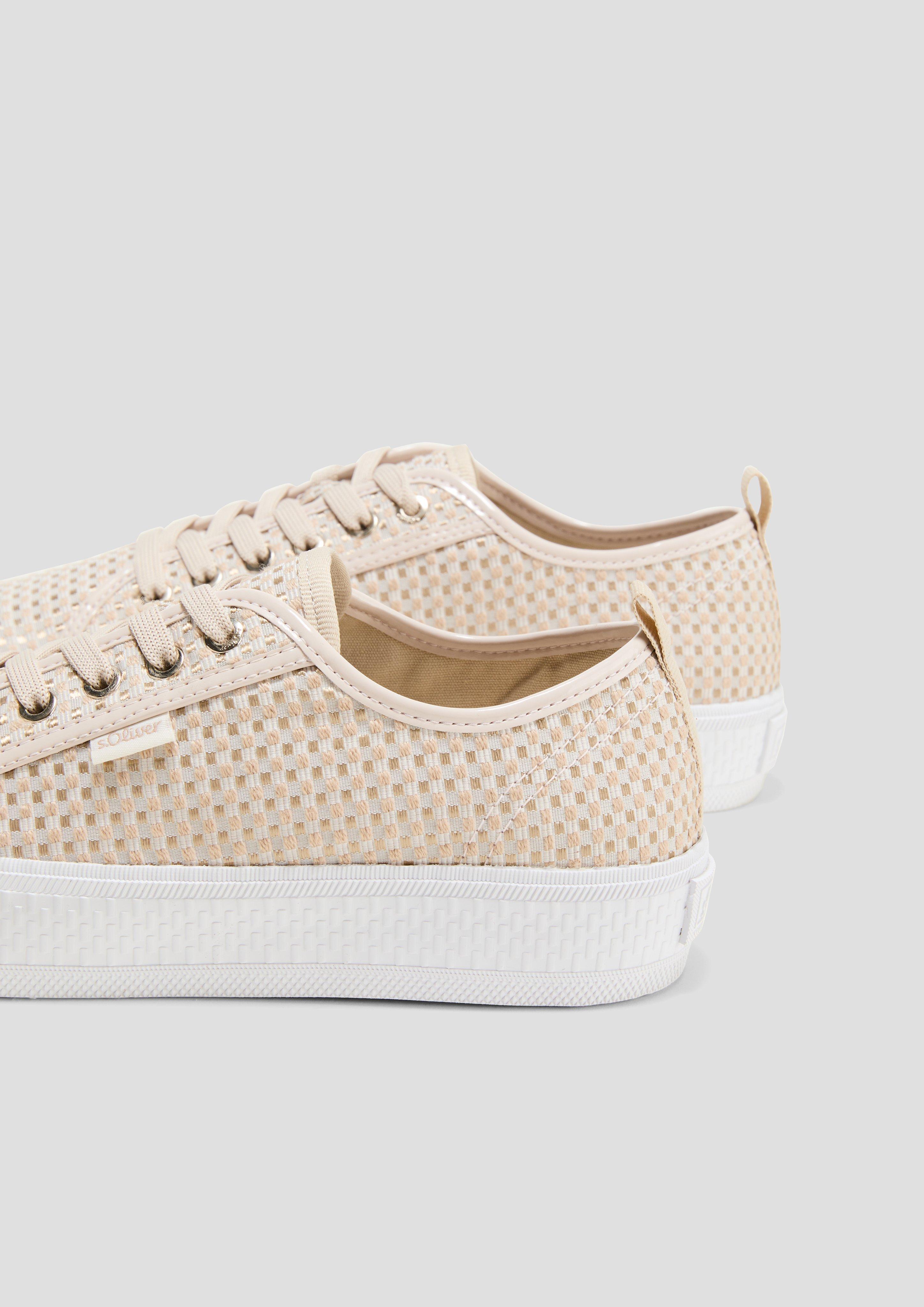 Souliers à lacets in 419 & 400