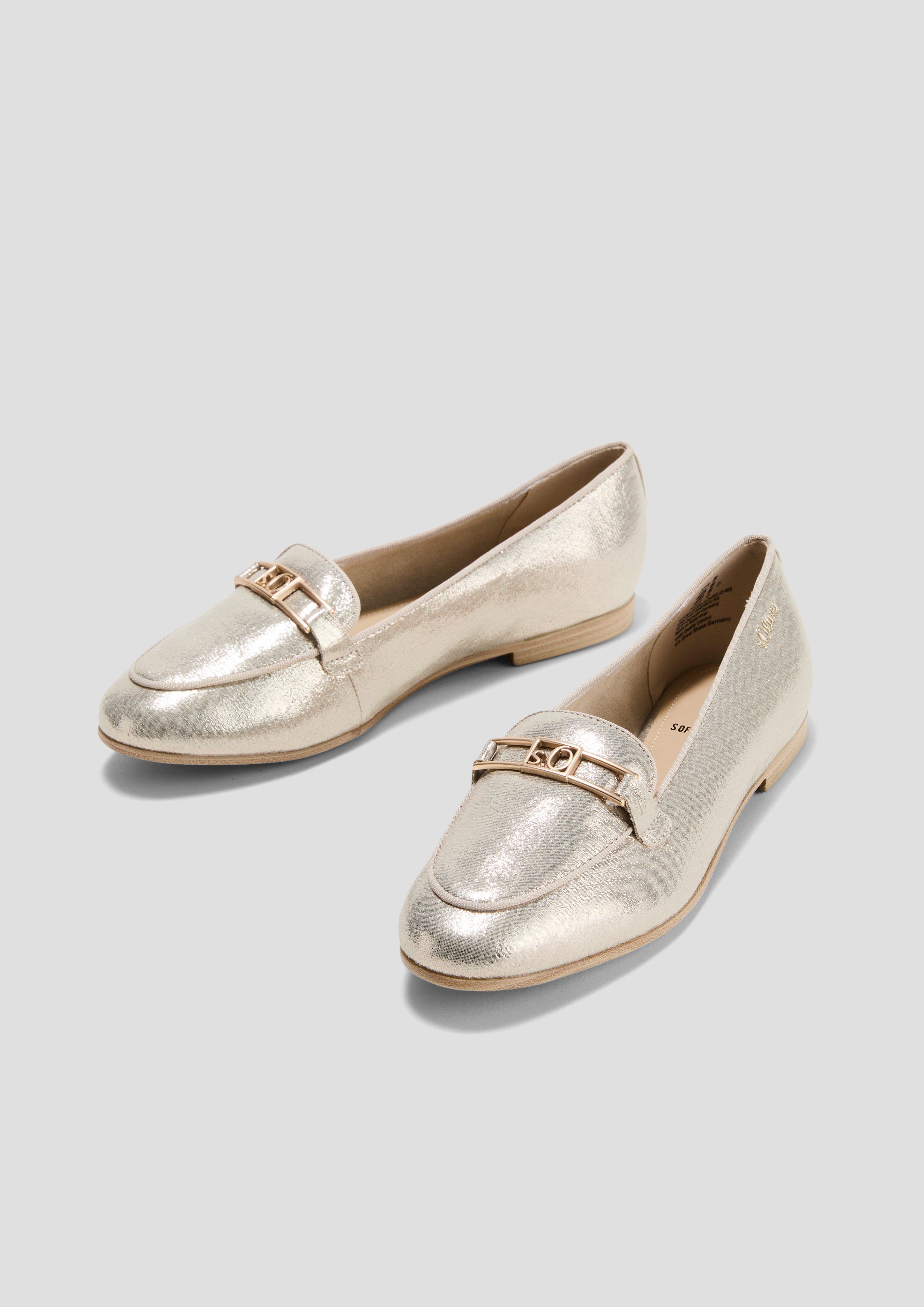 Slipper in 403, 703 & 001