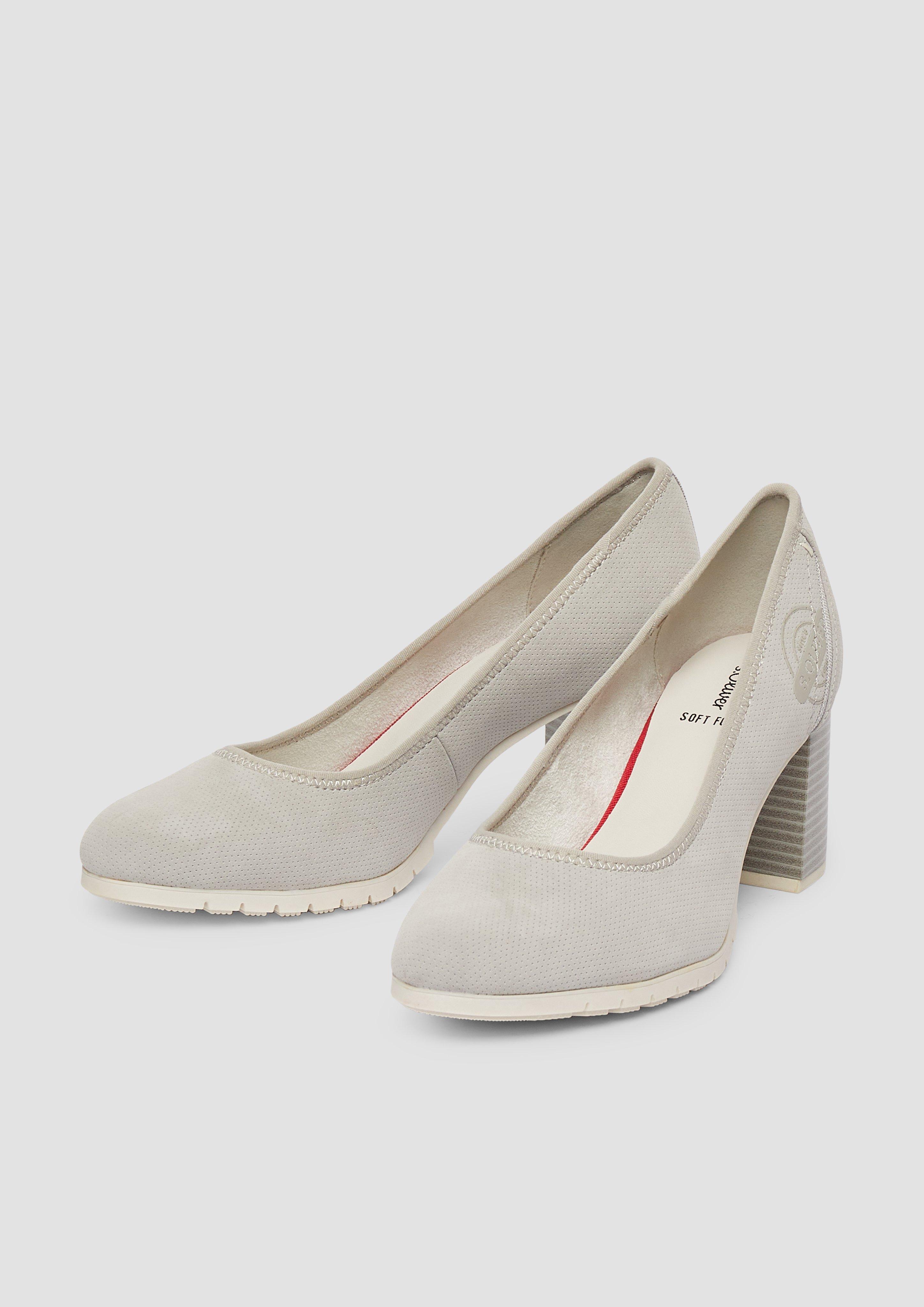 Lodičky in 210 & 001