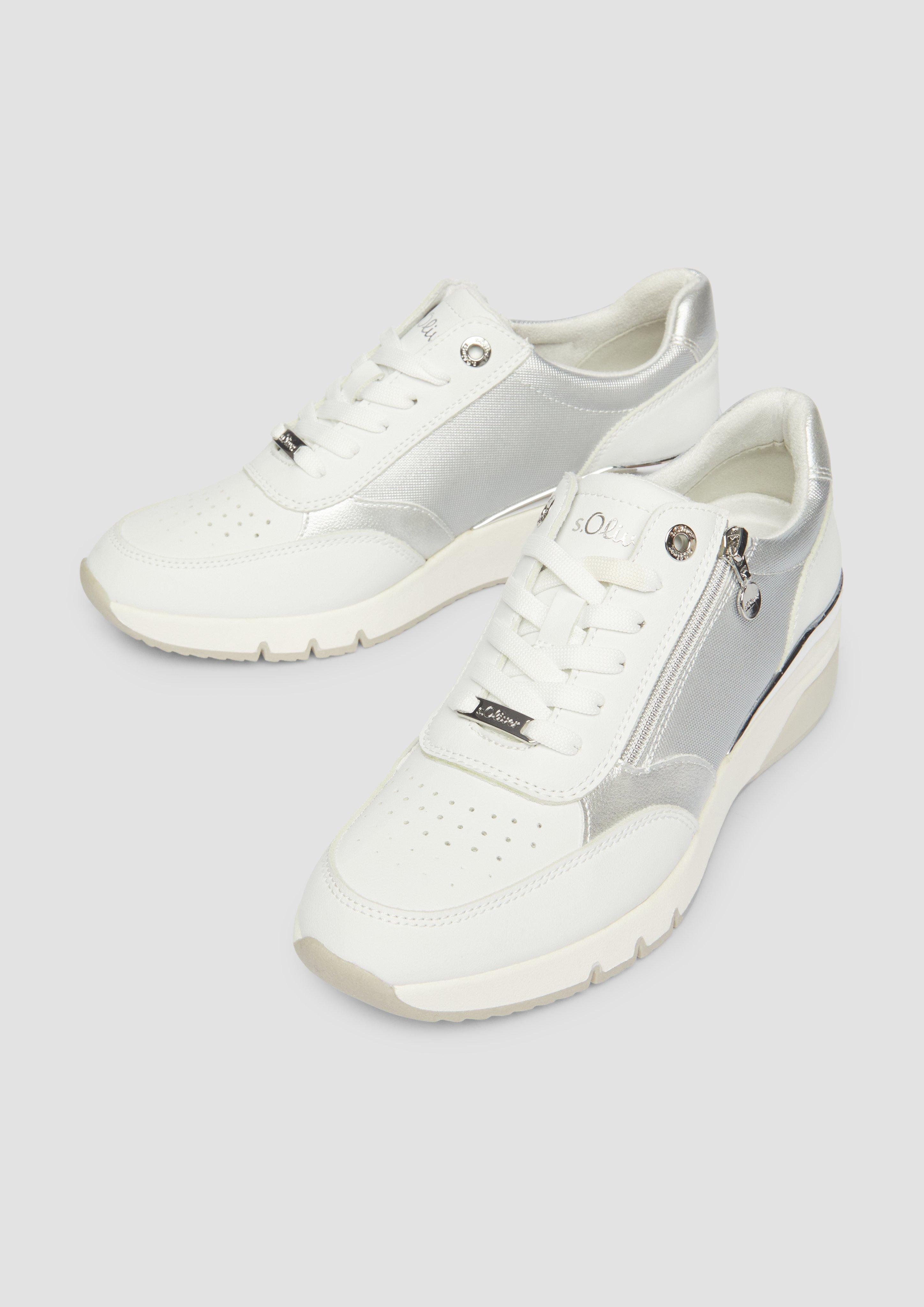 Čevlji z vezalkami in 19A, 0A1, 468, 339 & 098