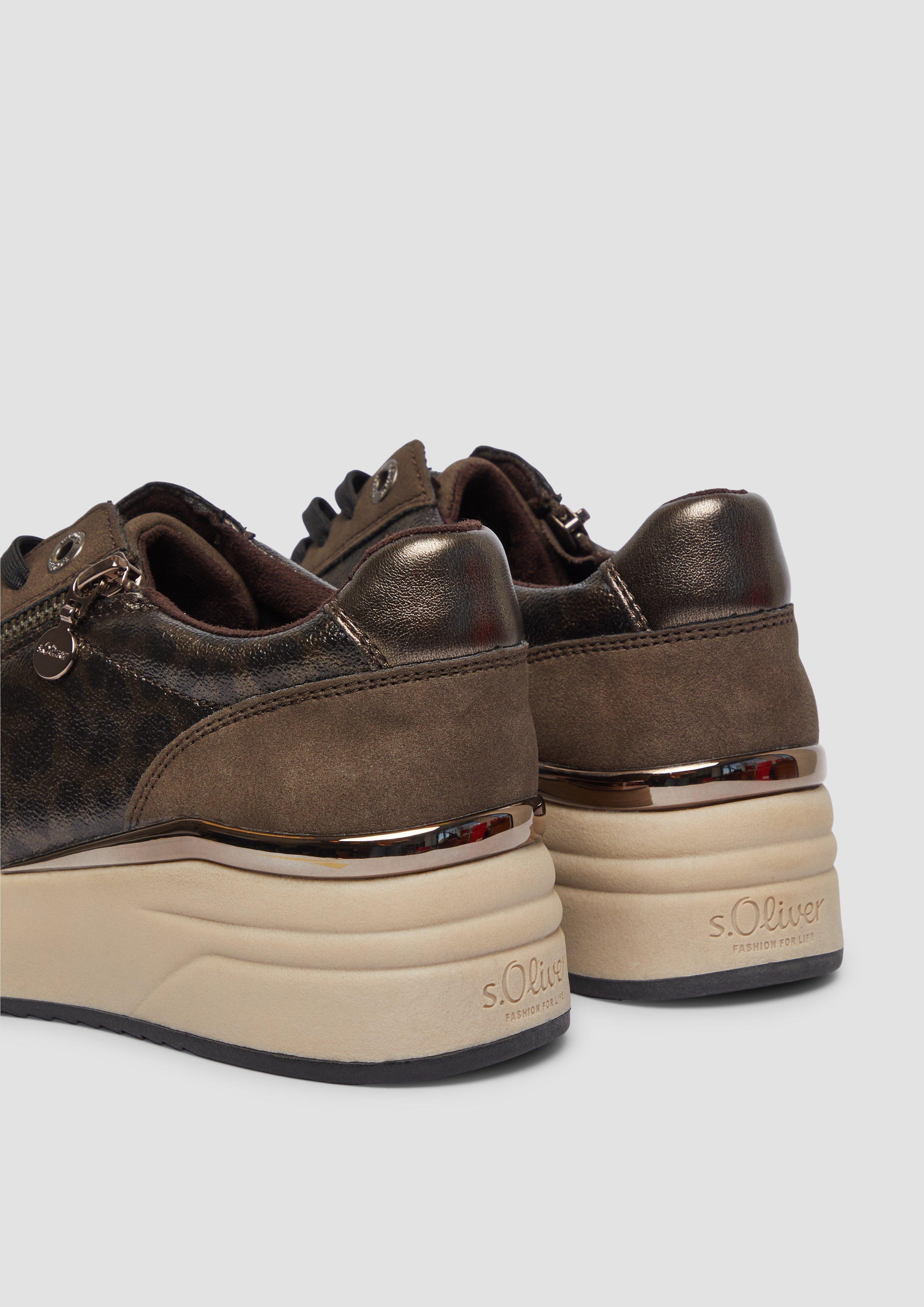 Schnürer in 339, 19A, 0A1, 468 & 098