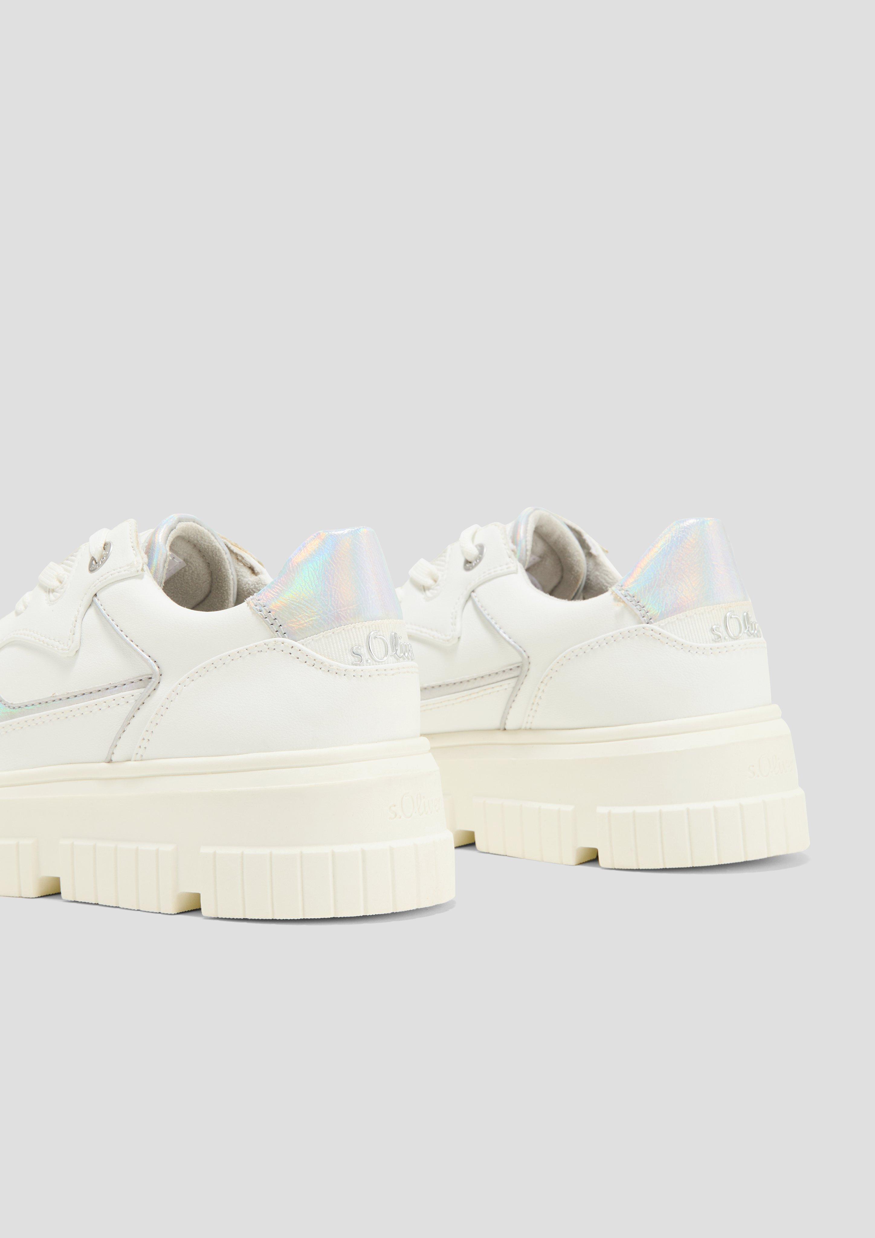 Souliers à lacets in 100