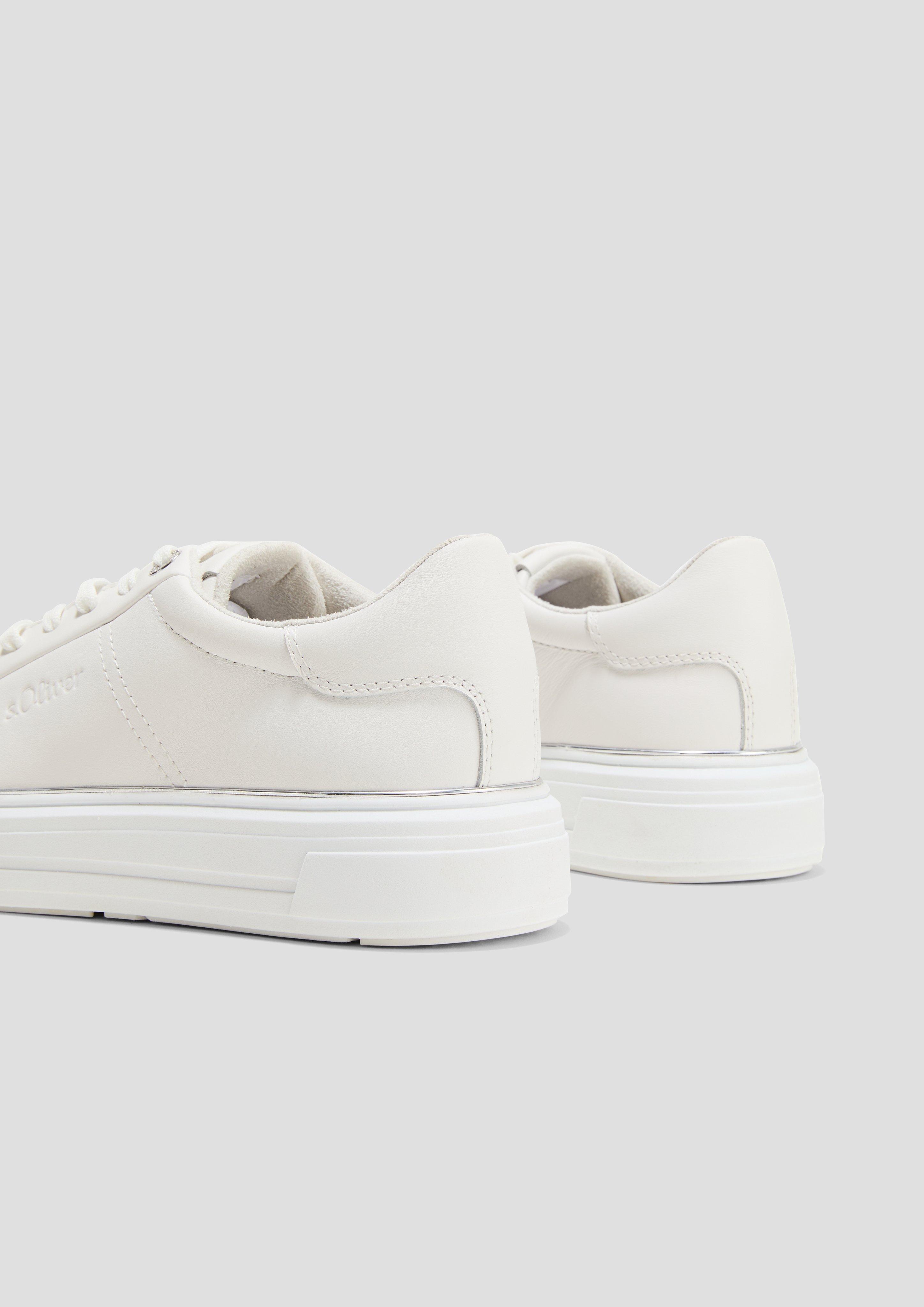 Schnürer in 102 & 532