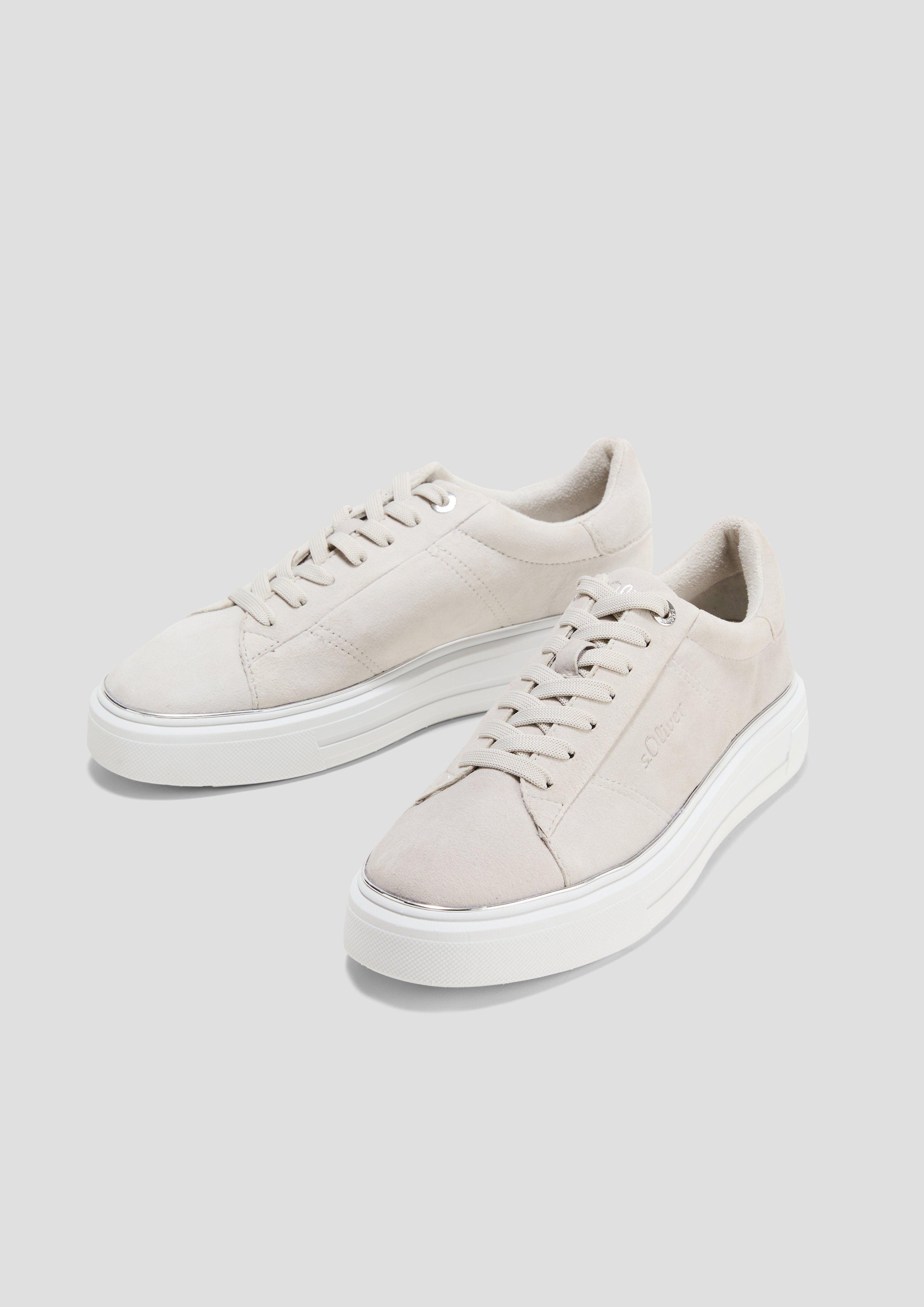 Schnürer in 210 & 532