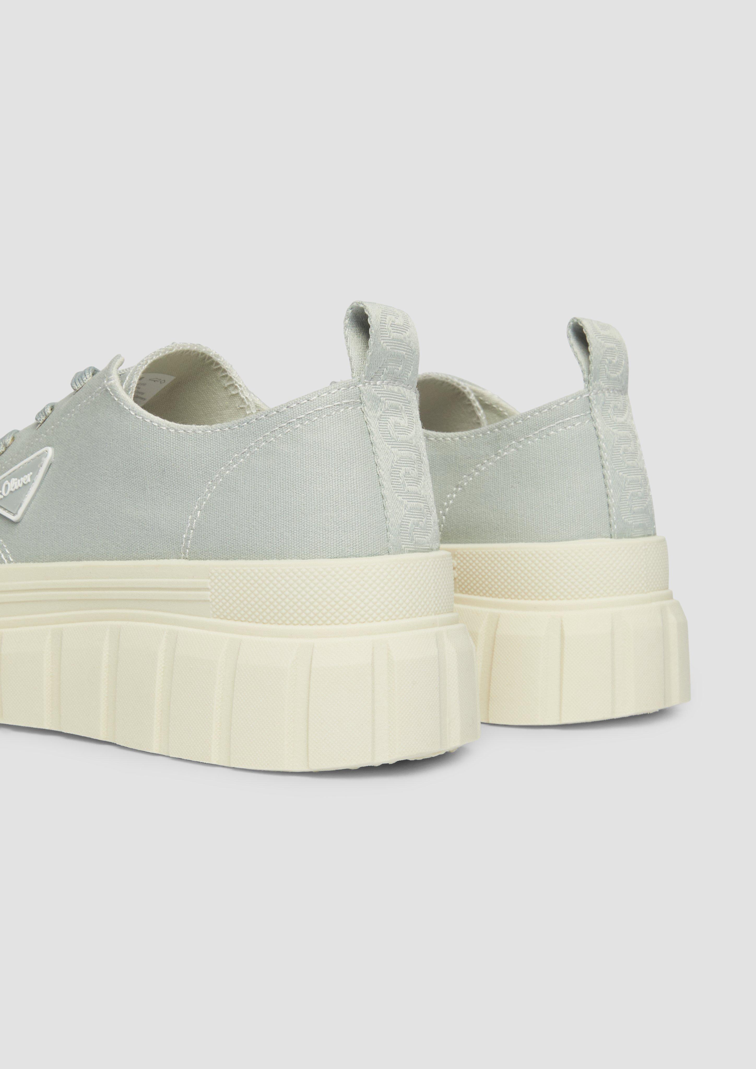 Schnürer in 810, 400 & 100