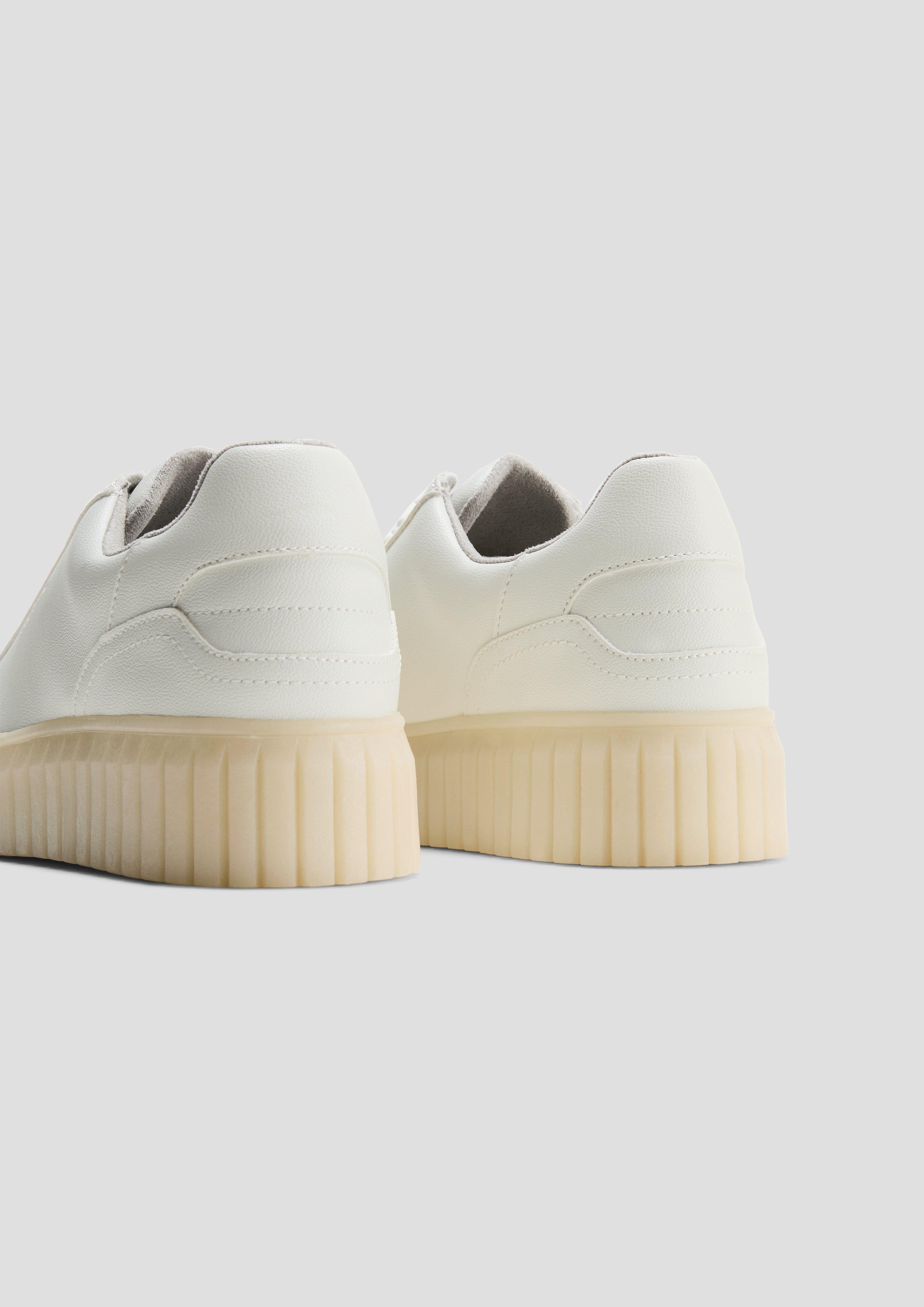 Cipele na vezanje in 100, 250 & 564