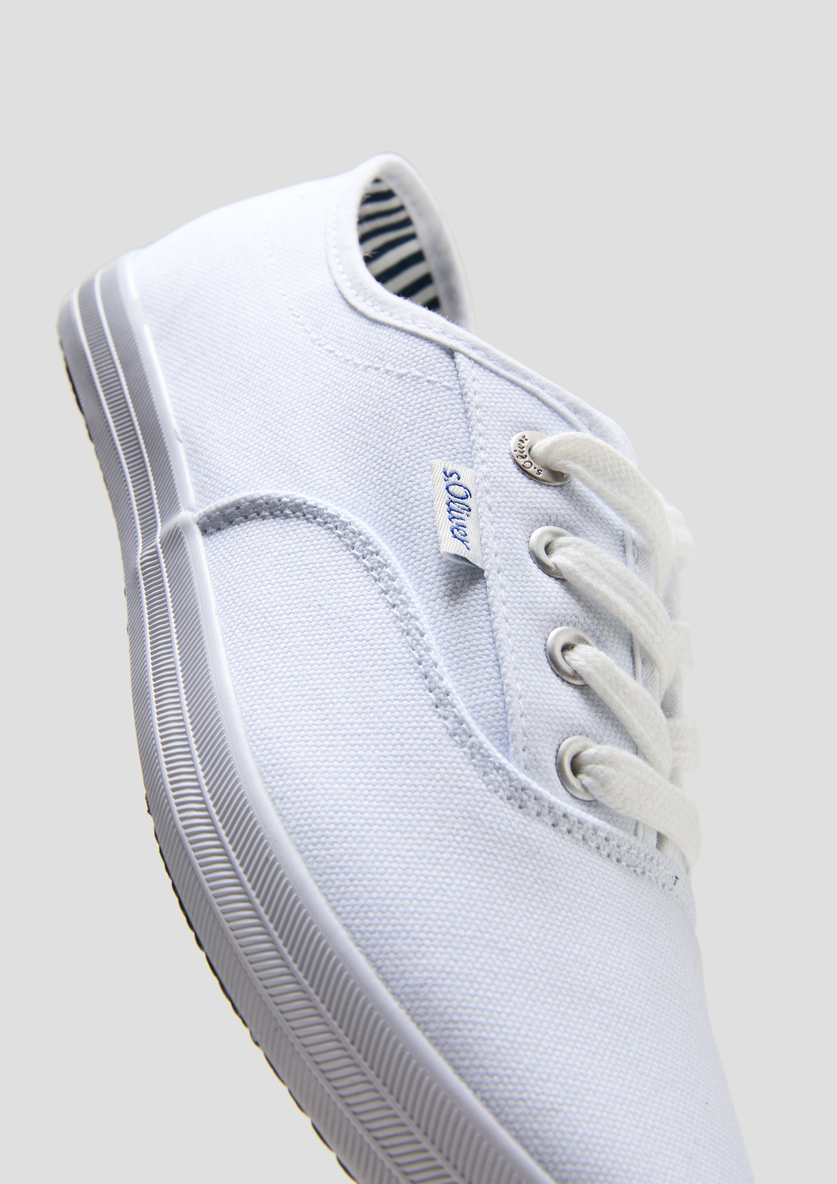 Šnurovacie topánky in 100, 810, 564 & 802