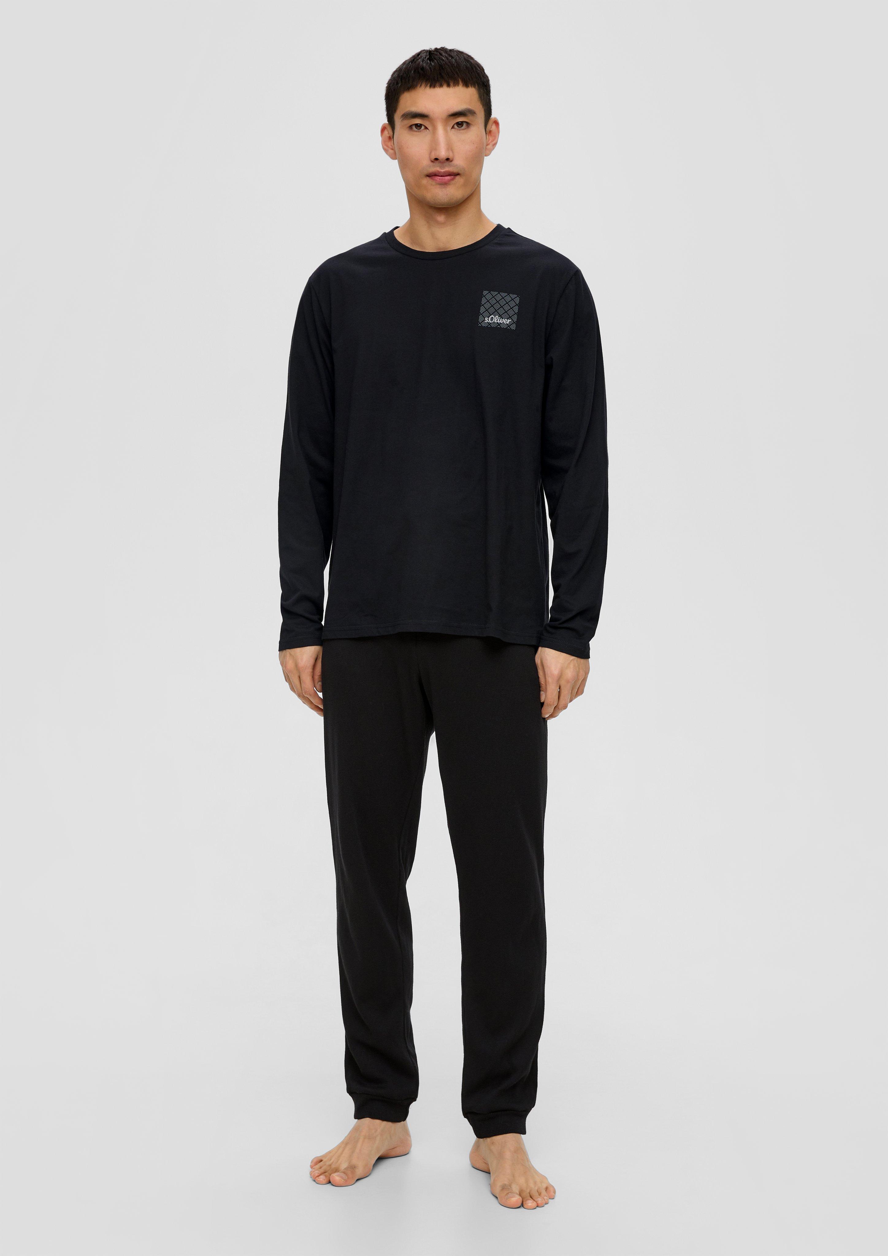 Pyžama in 9999, 7800 & 5870