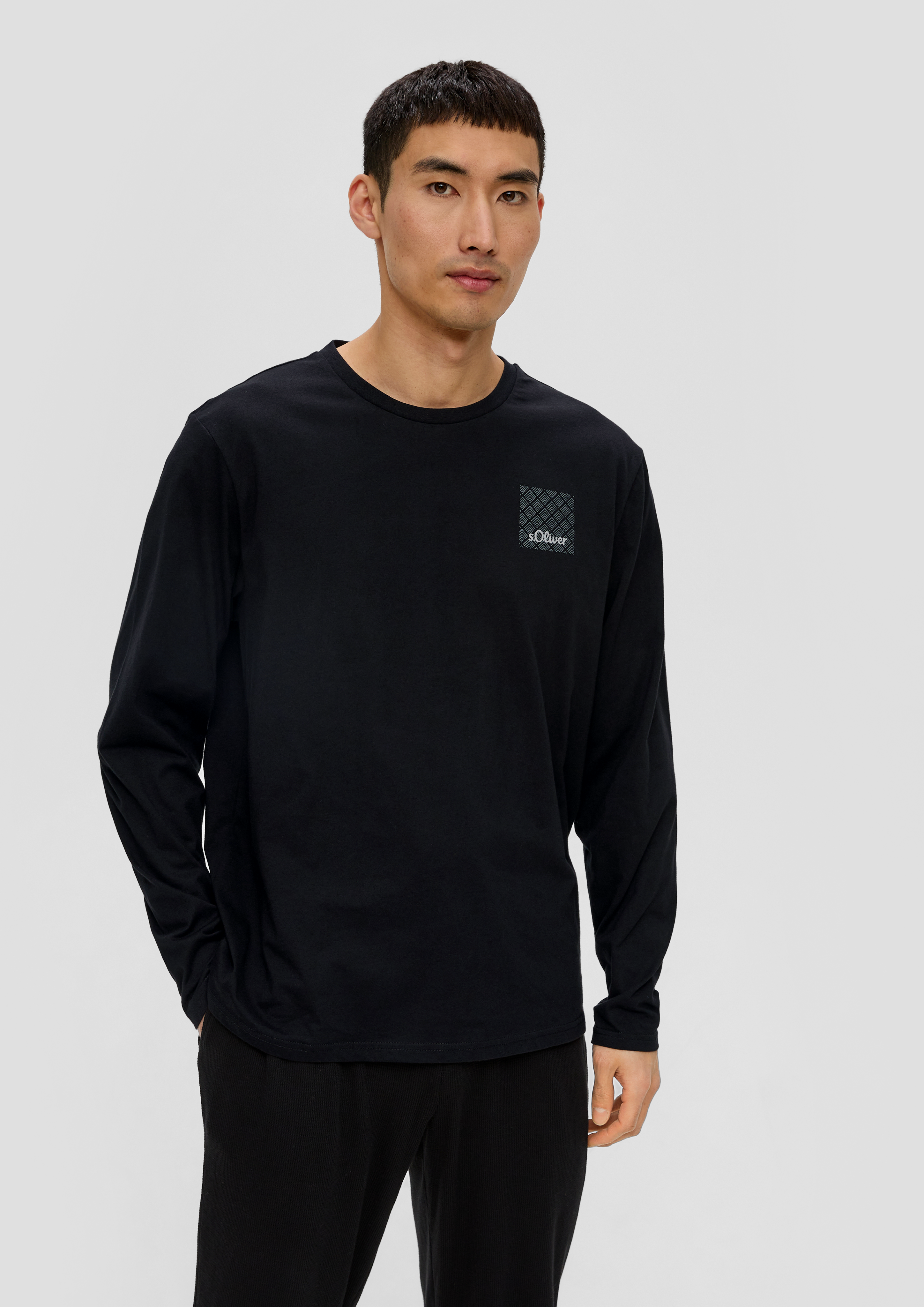 Pyžama in 9999, 7800 & 5870