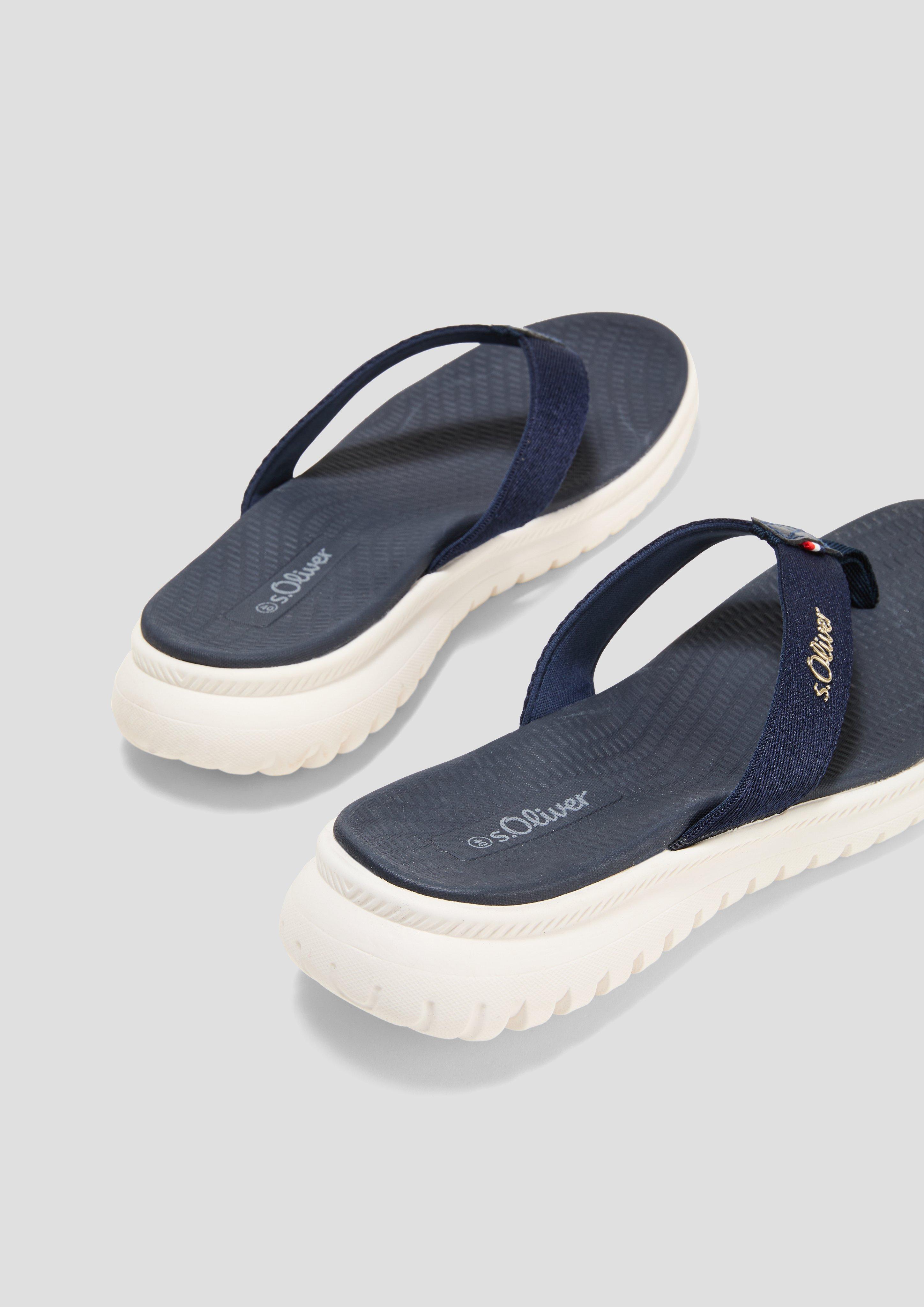 Pantoletten in 805, 403 & 610