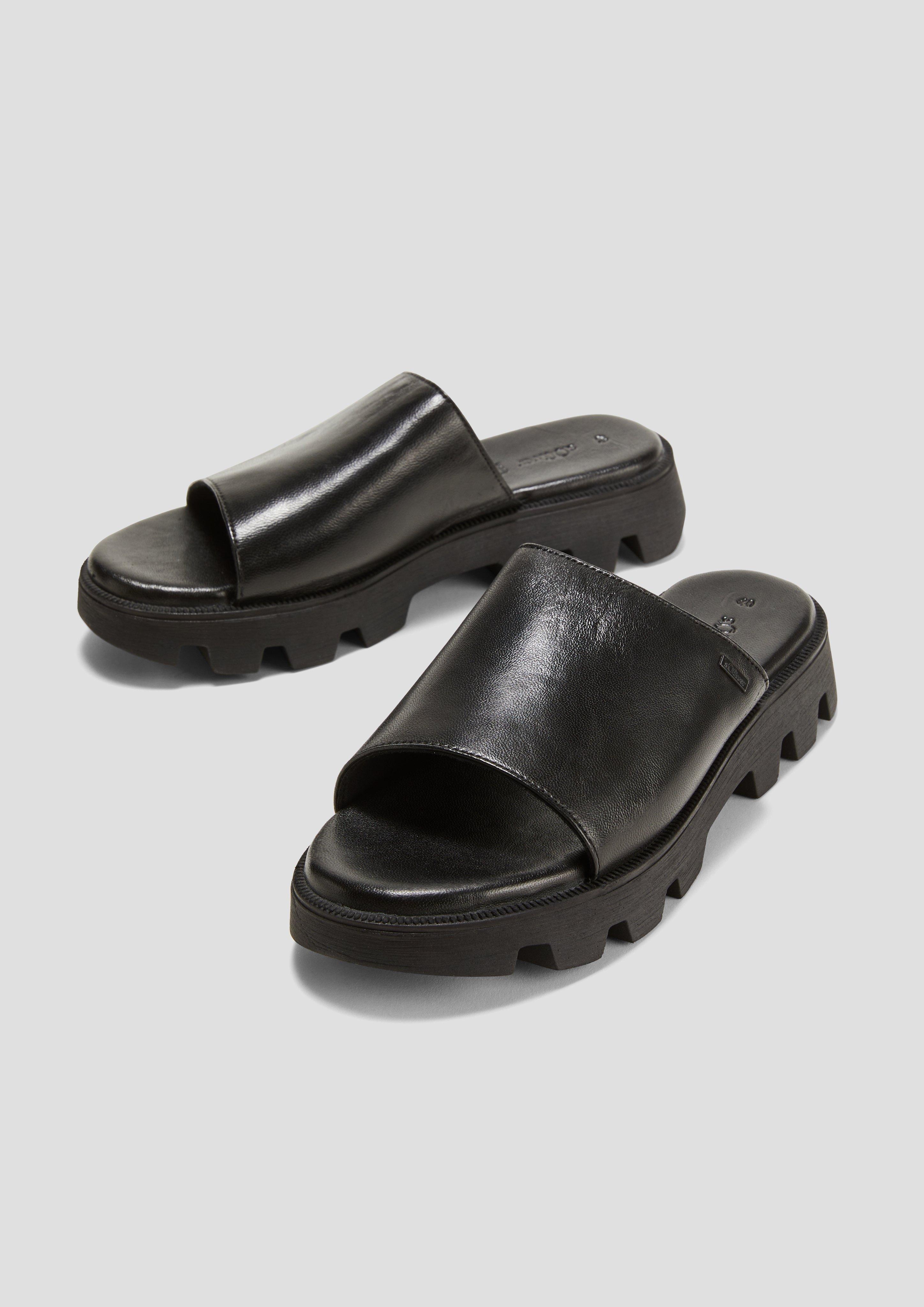 Pantoletten in 001 & 305