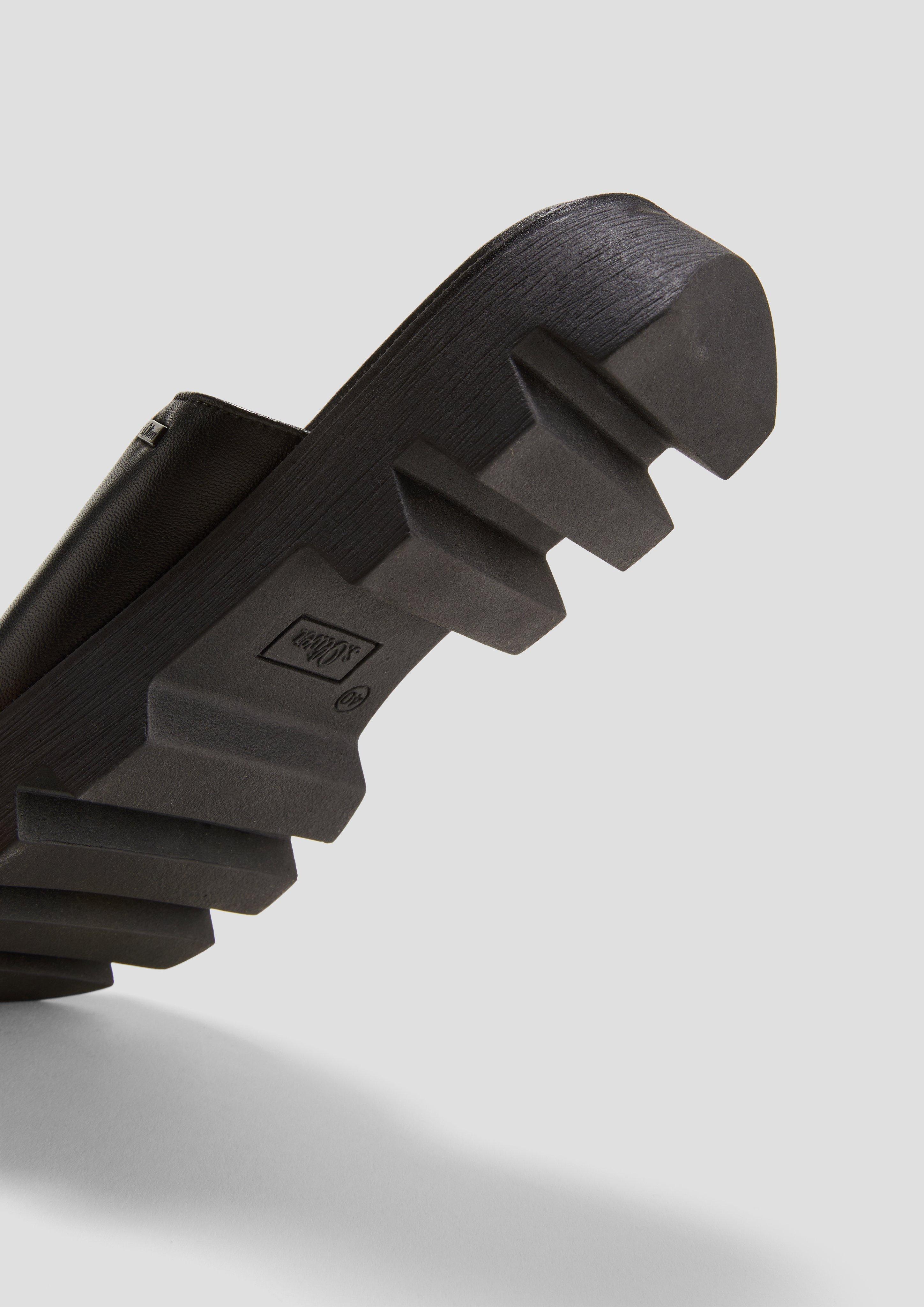 s.Oliver Pantoletten aus Leder