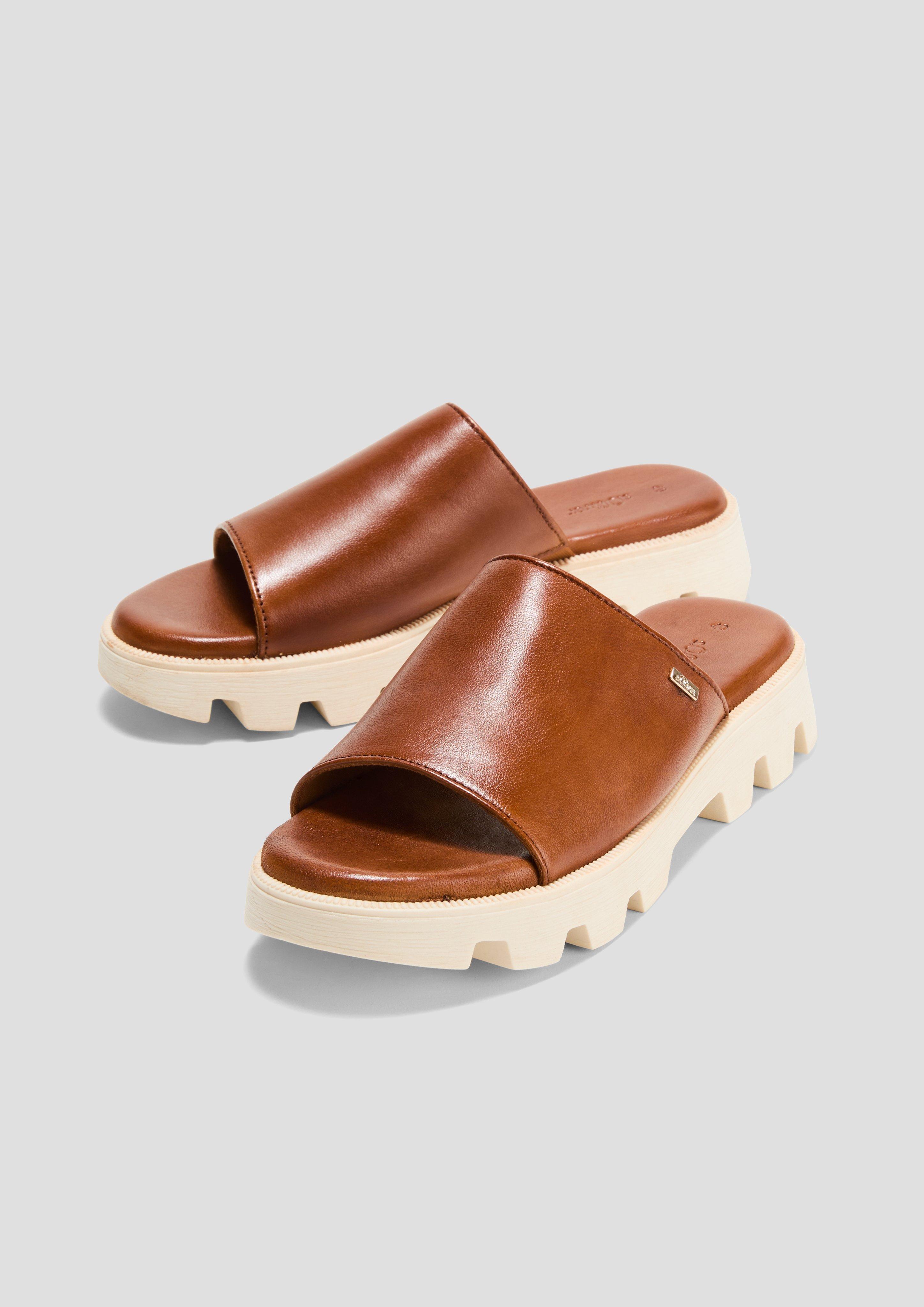 Šľapky in 305 & 001